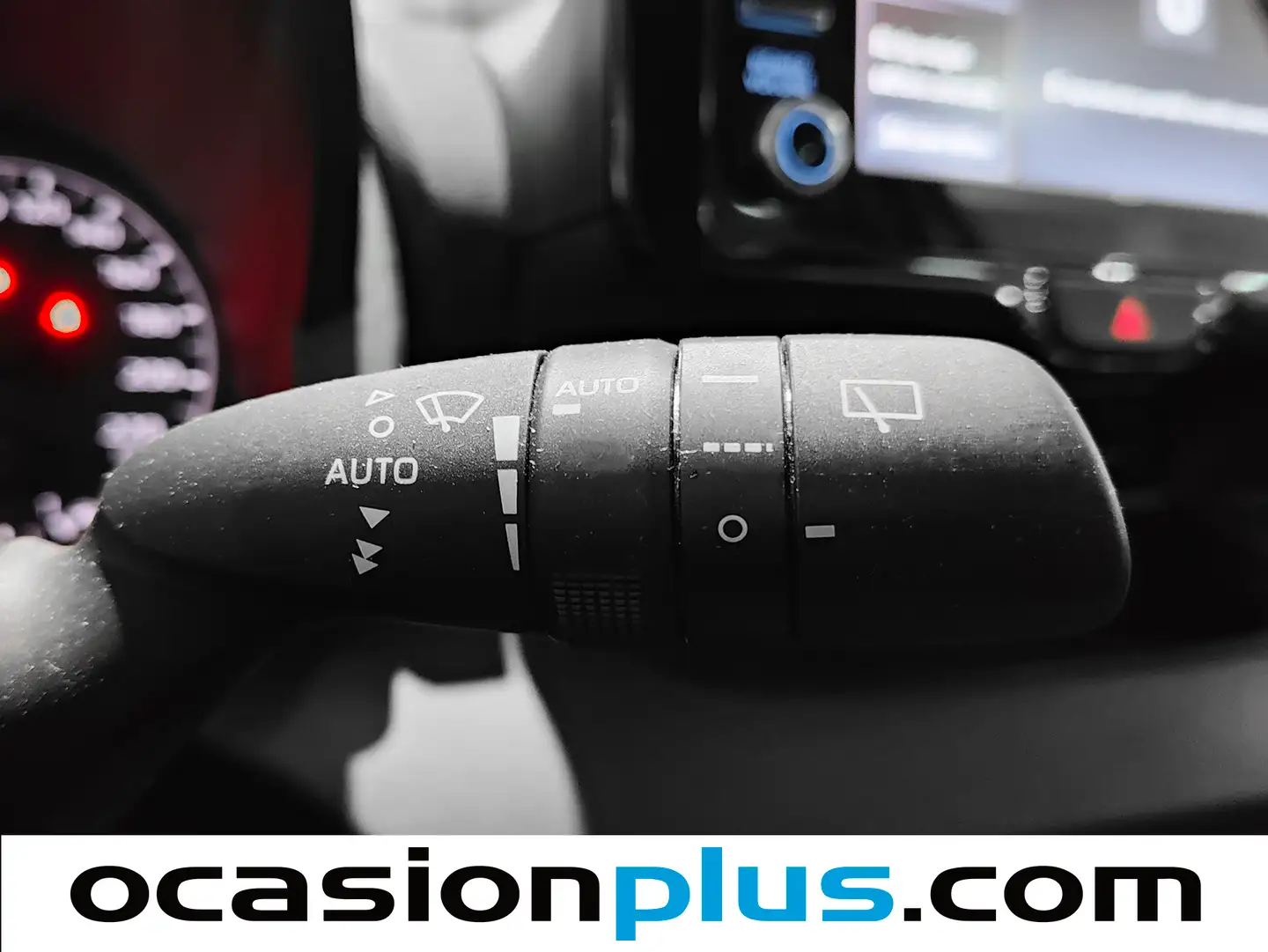 Foto Toyota Yaris Toyota Yaris 120H Business Plus (116 CV)