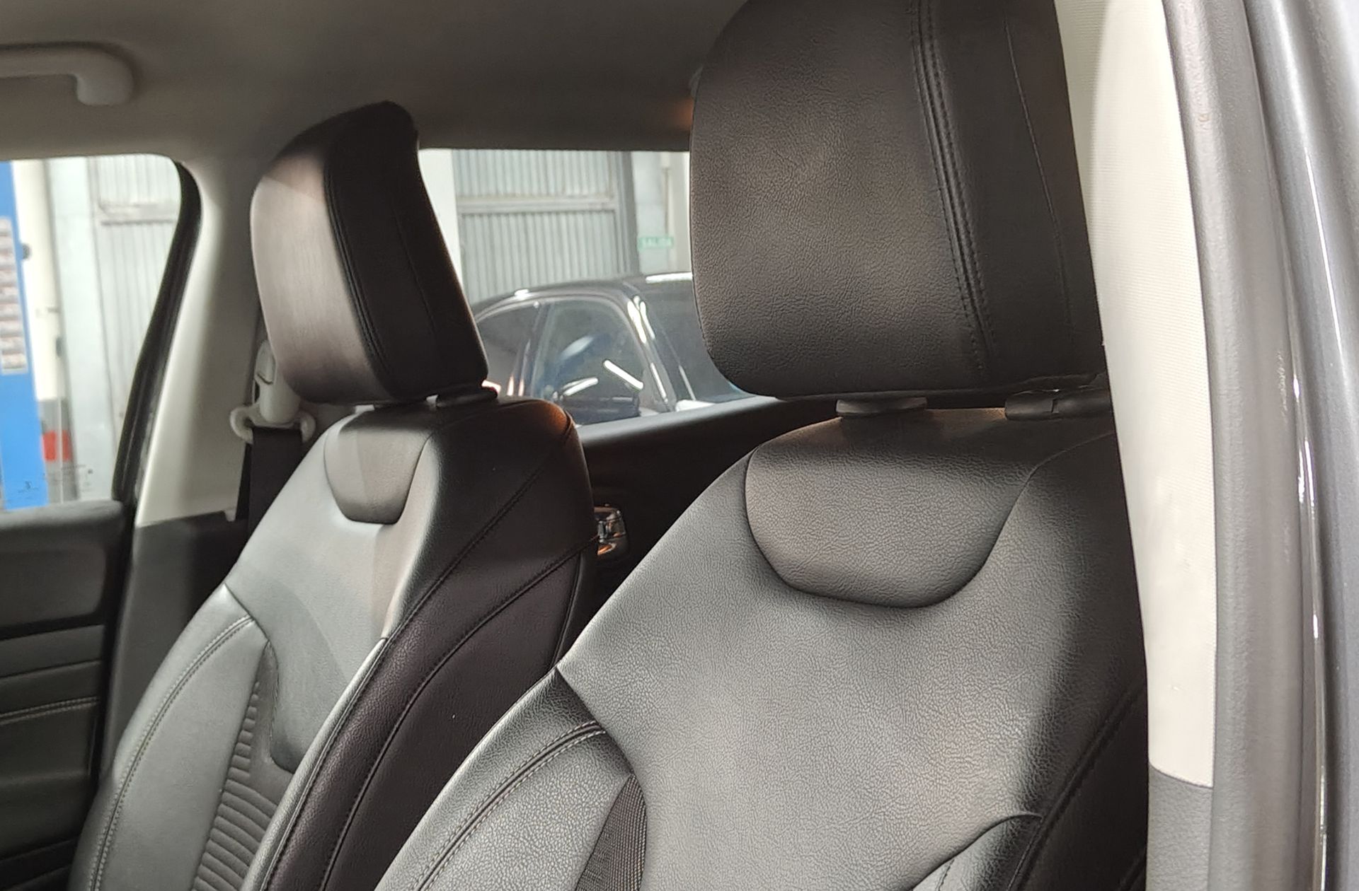 Jeep Compass 1.3 Gse Night Eagle FWD - foto 6
