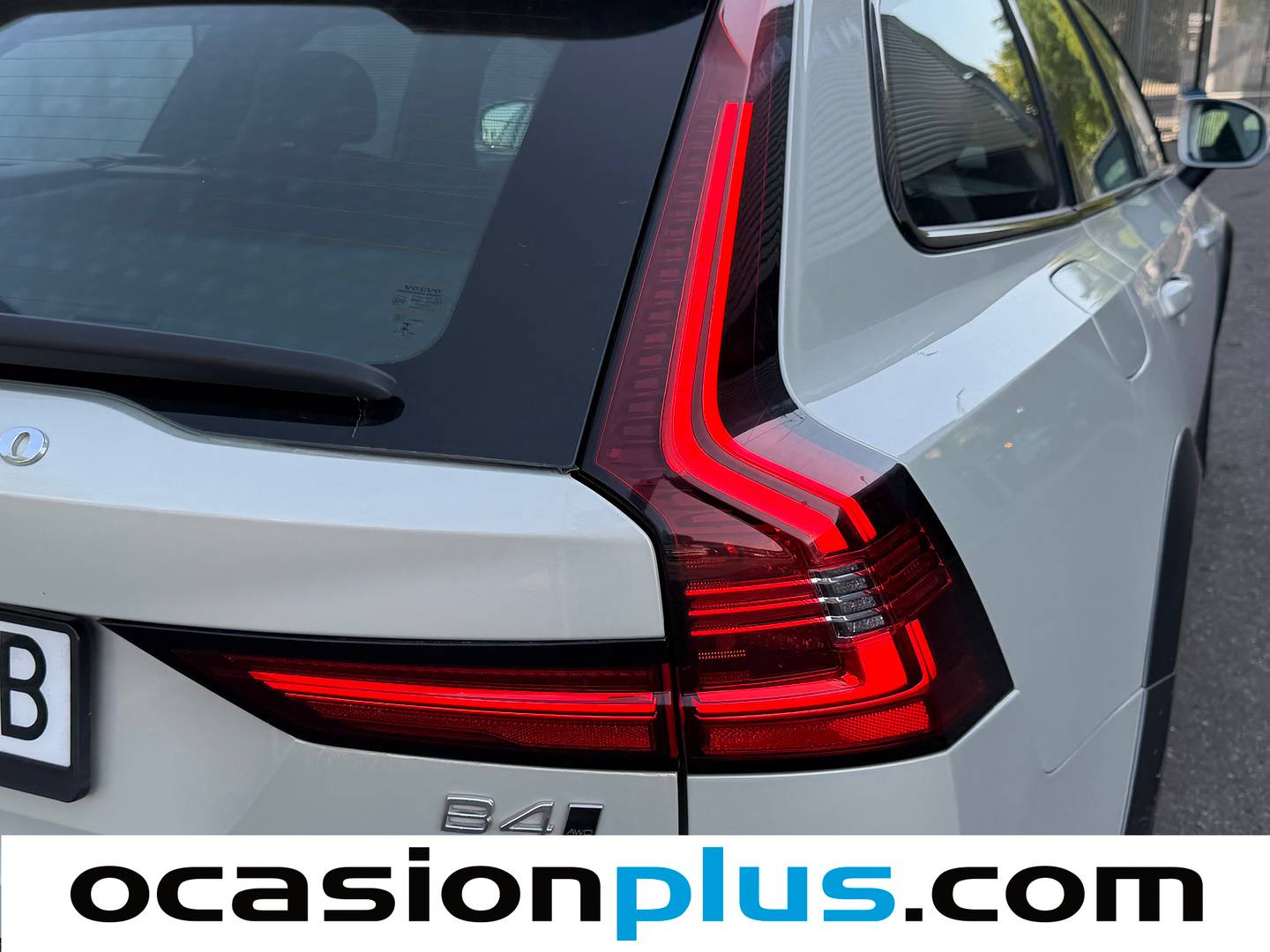 Acabados Volvo V90 Cross Country Volvo V90 Cross Country B4 D AWD Auto (197 CV)