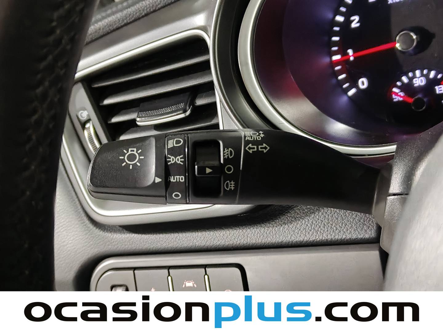 Extras del KIA Ceed Kia Ceed 1.4 CVVT Drive (100 CV)