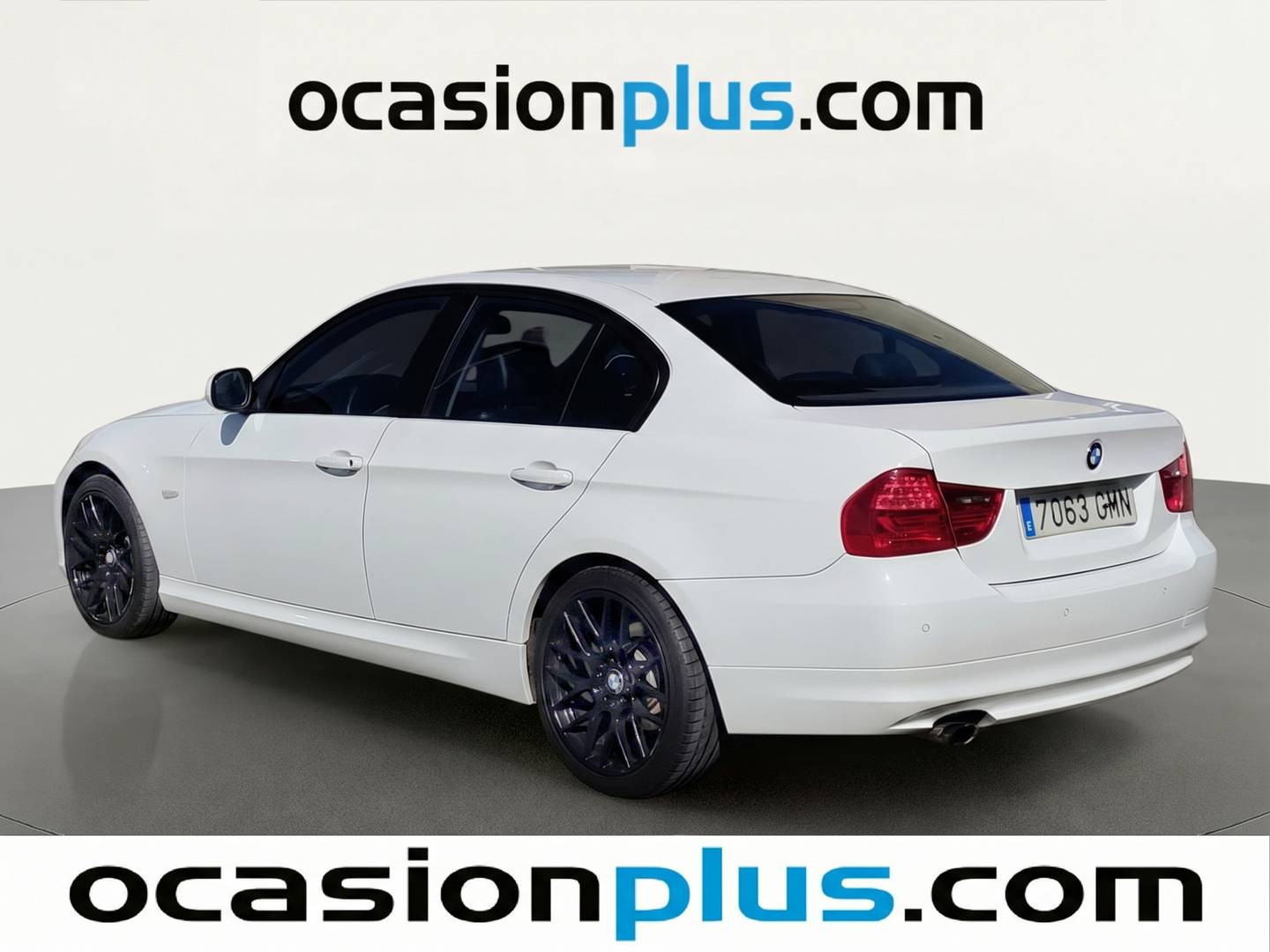 Foto trasera BMW Serie 3 BMW Serie 3 318i (143 CV) izquierda
