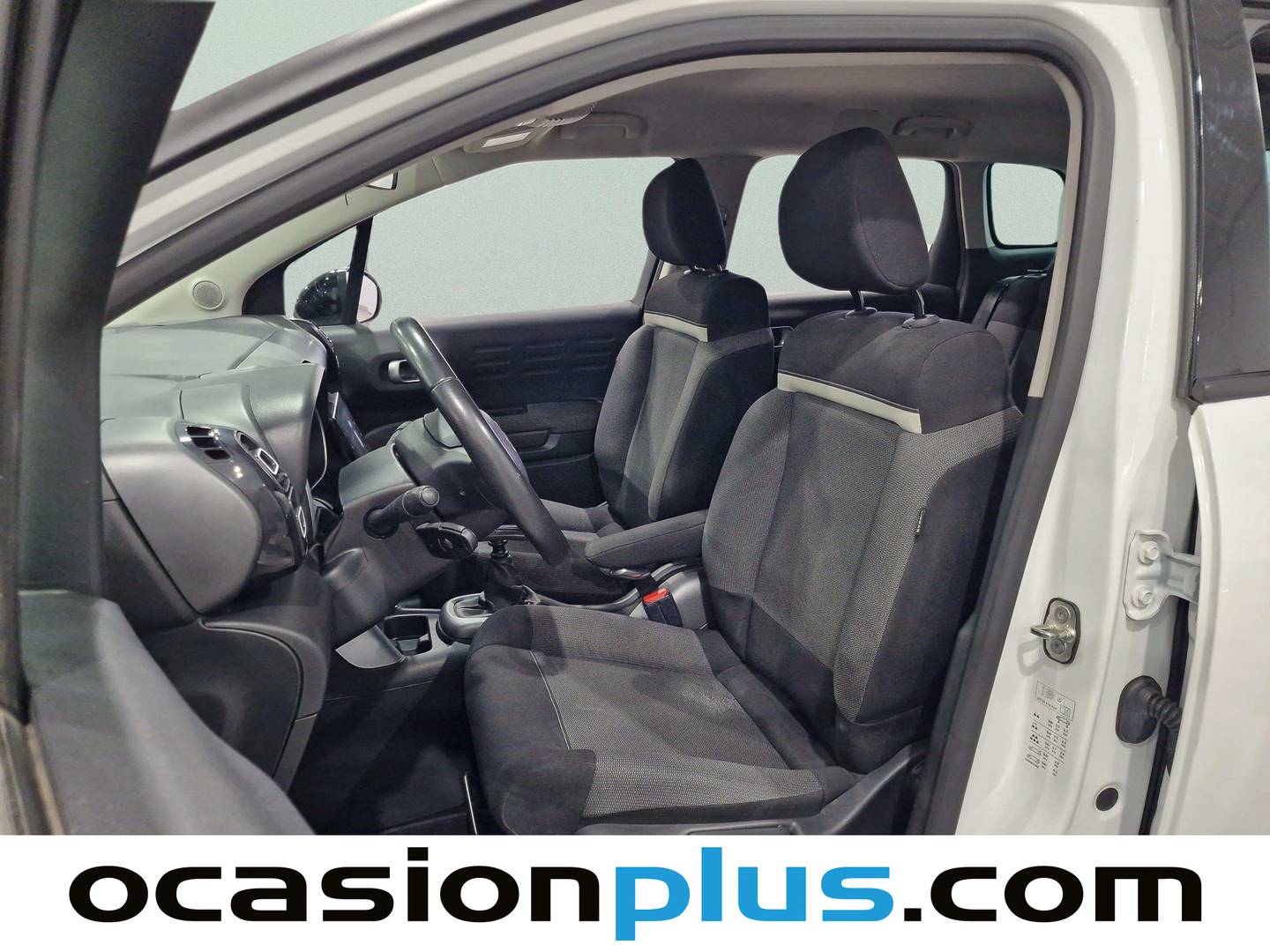 Foto asientos delanteros Citroën C3 Aircross Citroën C3 Aircross BlueHDi 110 S&S Feel Pack (110 CV)