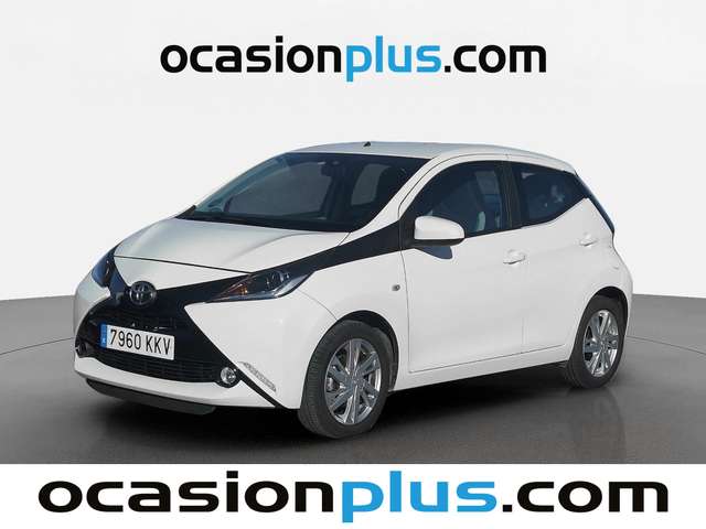 Toyota Aygo 1.0 70 x-play (69 CV) de segunda mano