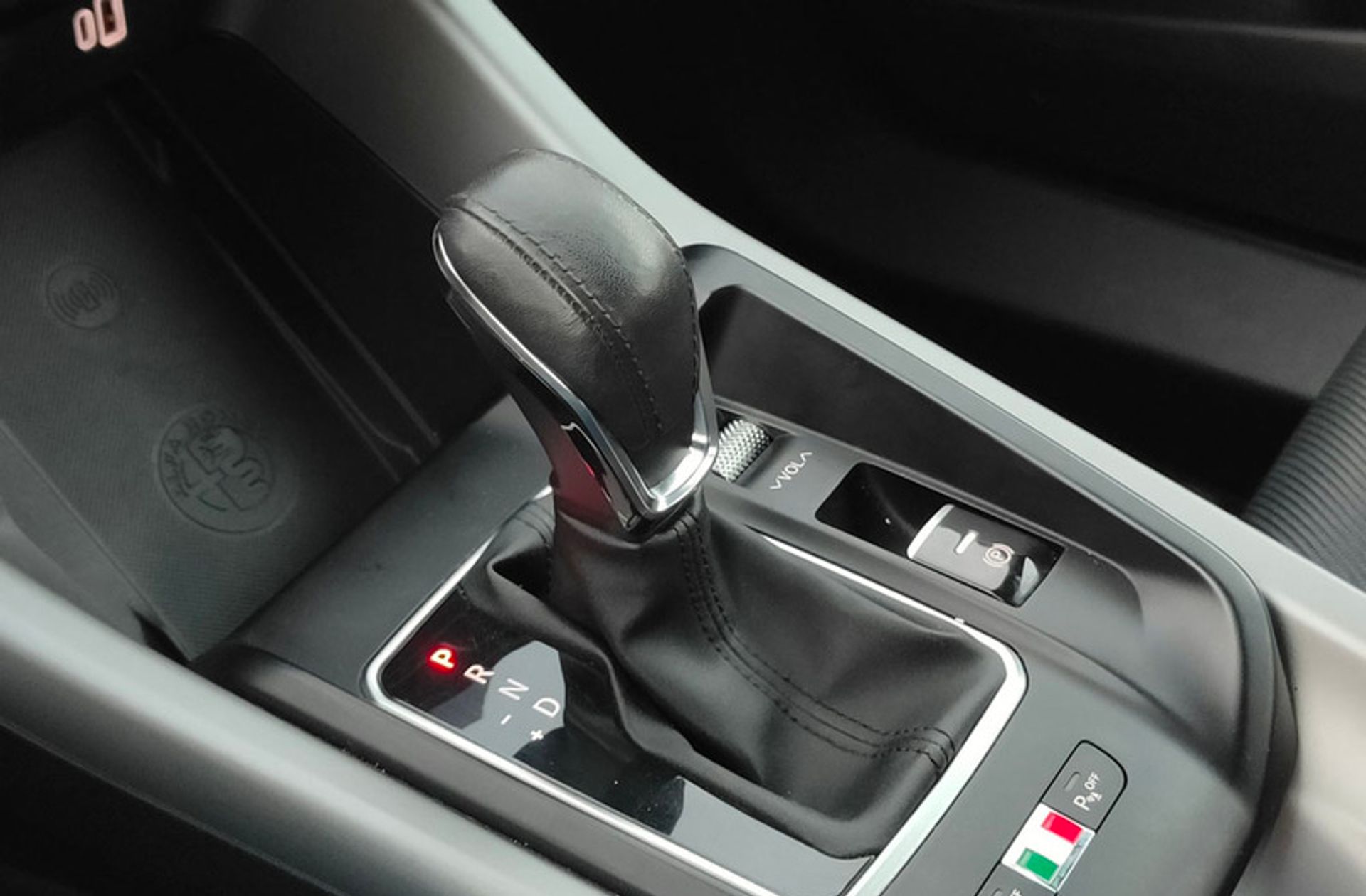Alfa Romeo Tonale 1.6 DS Sprint FWD - foto 5