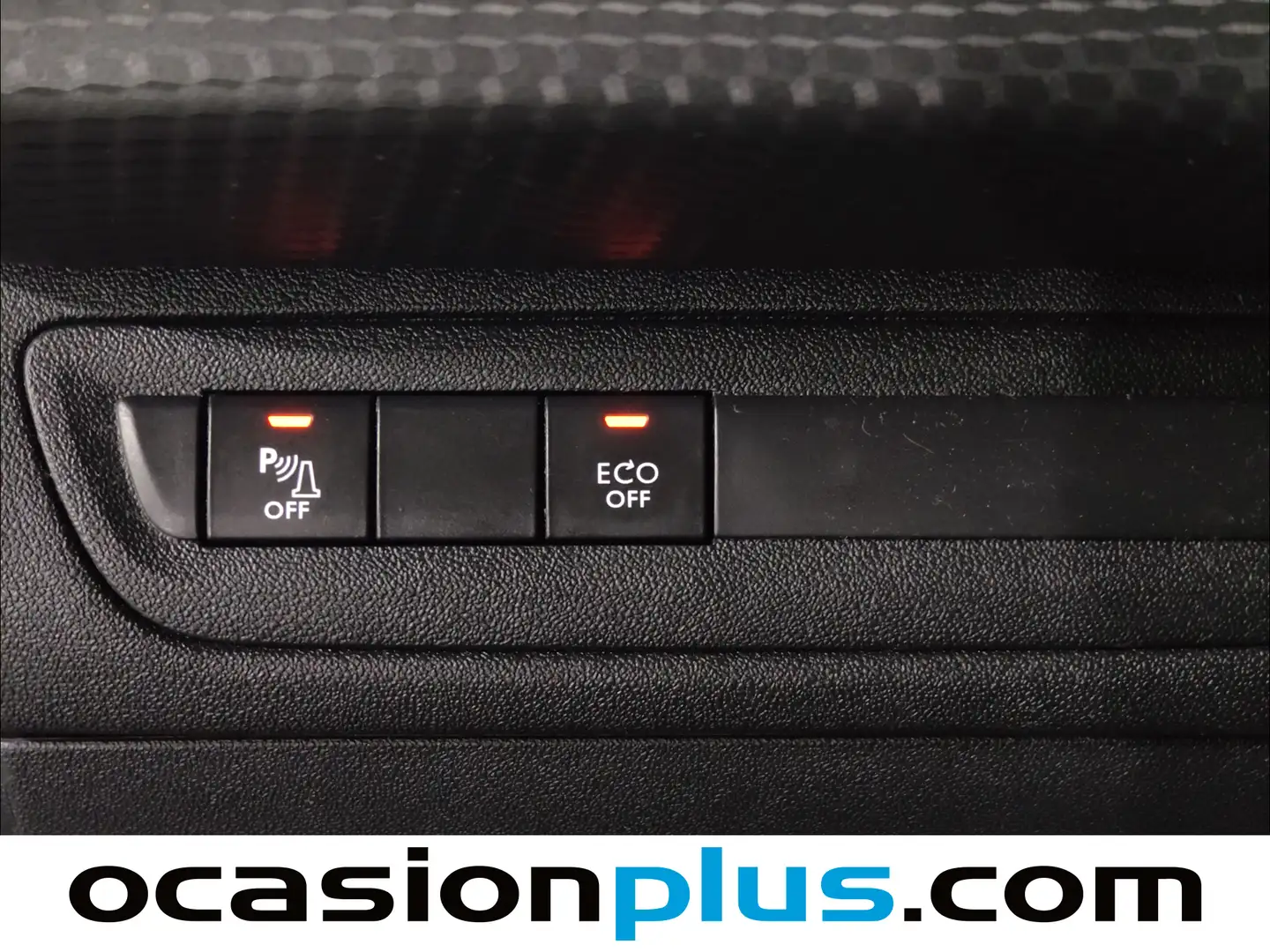 Foto Peugeot 2008 Peugeot 2008 BlueHDi 100 Signature (100 CV)