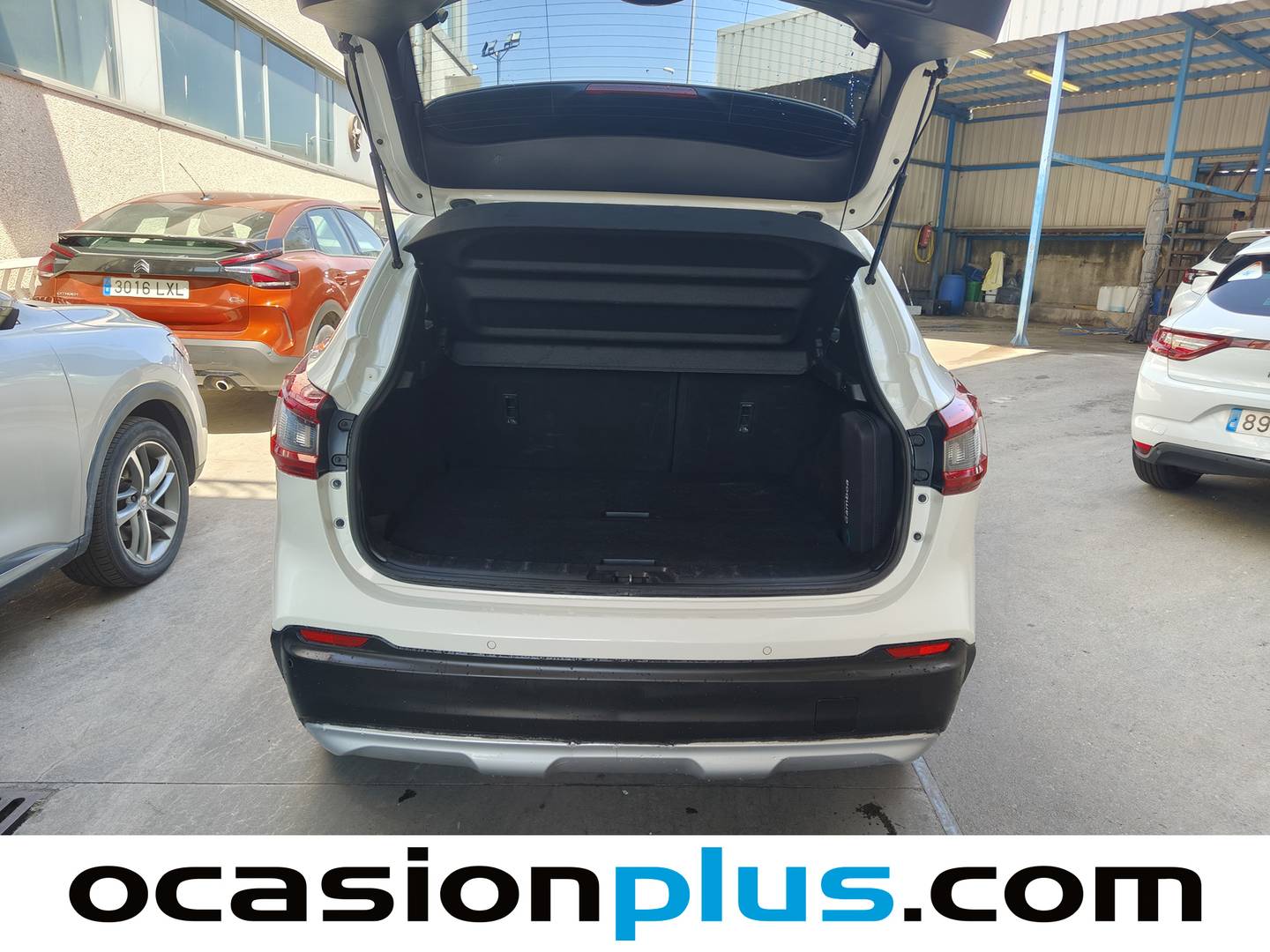 Fotos maletero Nissan QASHQAI Nissan Qashqai DIG-T (140 CV) E6D N-CONNECTA