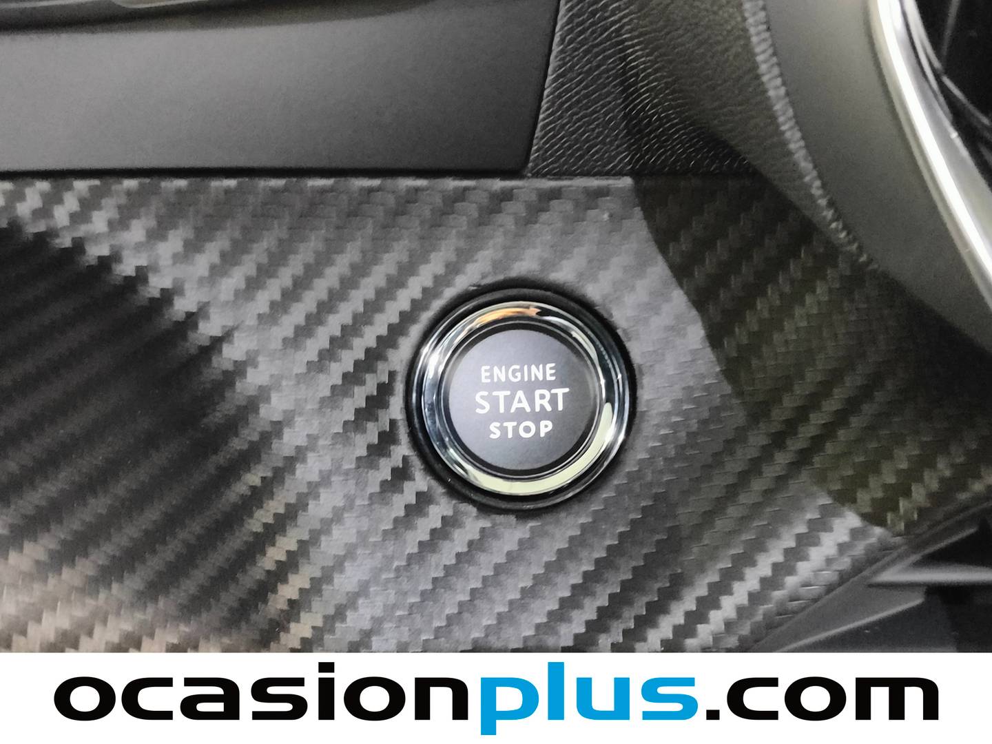 Foto Peugeot 2008 Peugeot 2008 Allure Hybrid eDCS6 (145 CV)