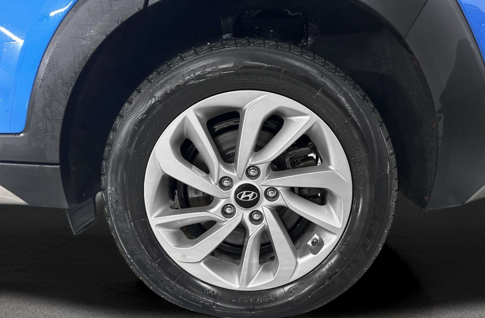 Hyundai Tucson 1.7 CRDi BlueDrive Tecno Sky 4x2 DCT - foto 32
