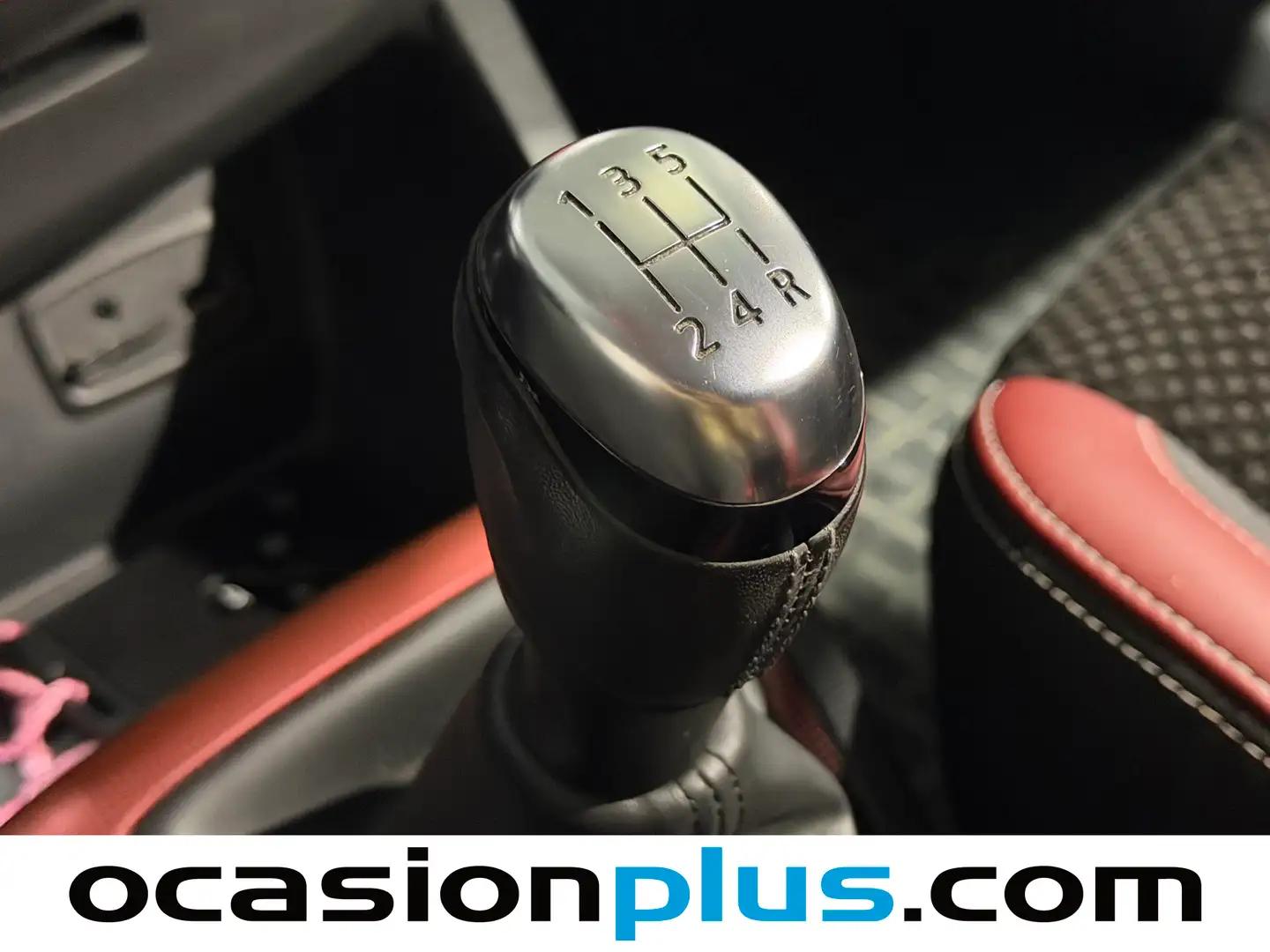 Foto Renault Clio Renault Clio Wolfnoir Energy TCe (90 CV)