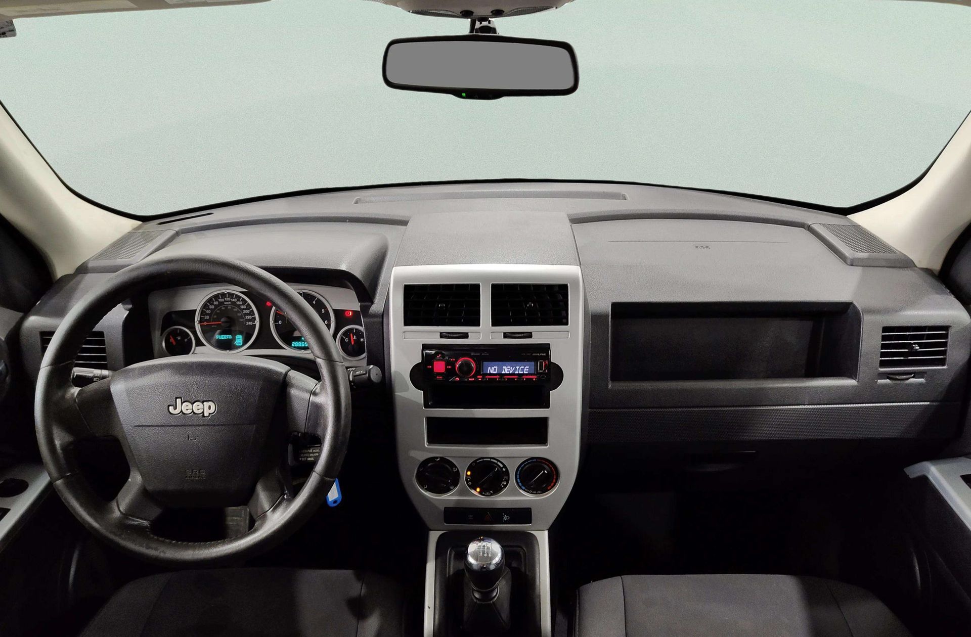 Jeep Patriot 2.0 CRD Limited 4x4 - foto 8