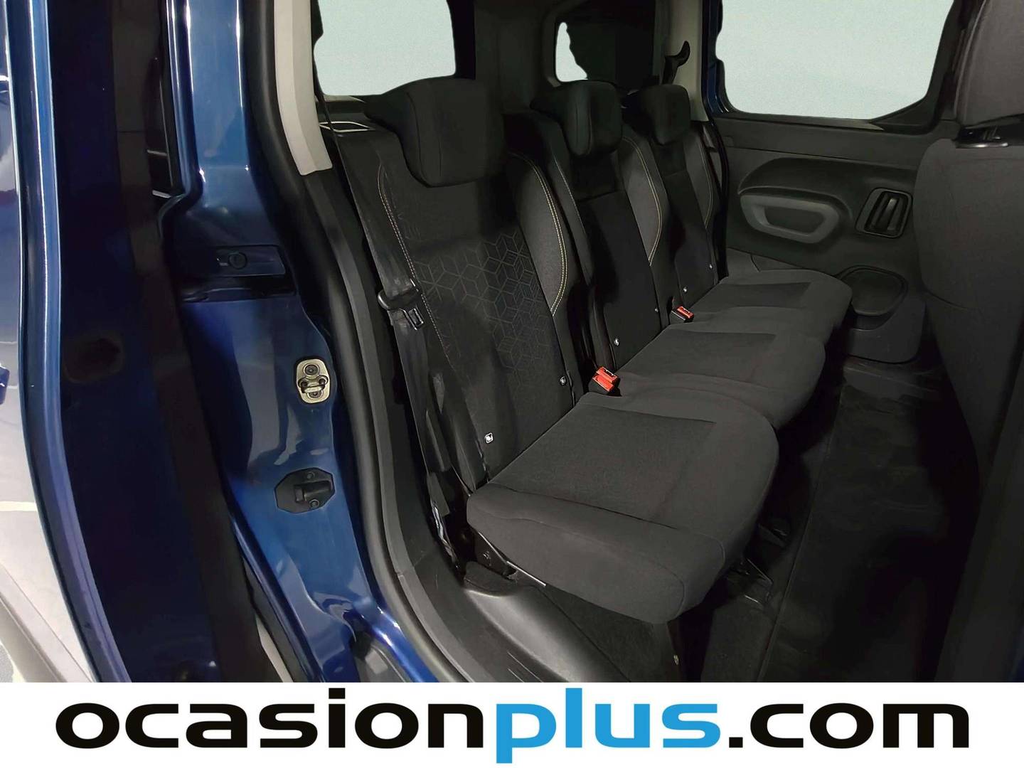 Foto Peugeot Rifter Peugeot Rifter BlueHDi 100 Active Standard Nav+ (100 CV) siete plazas