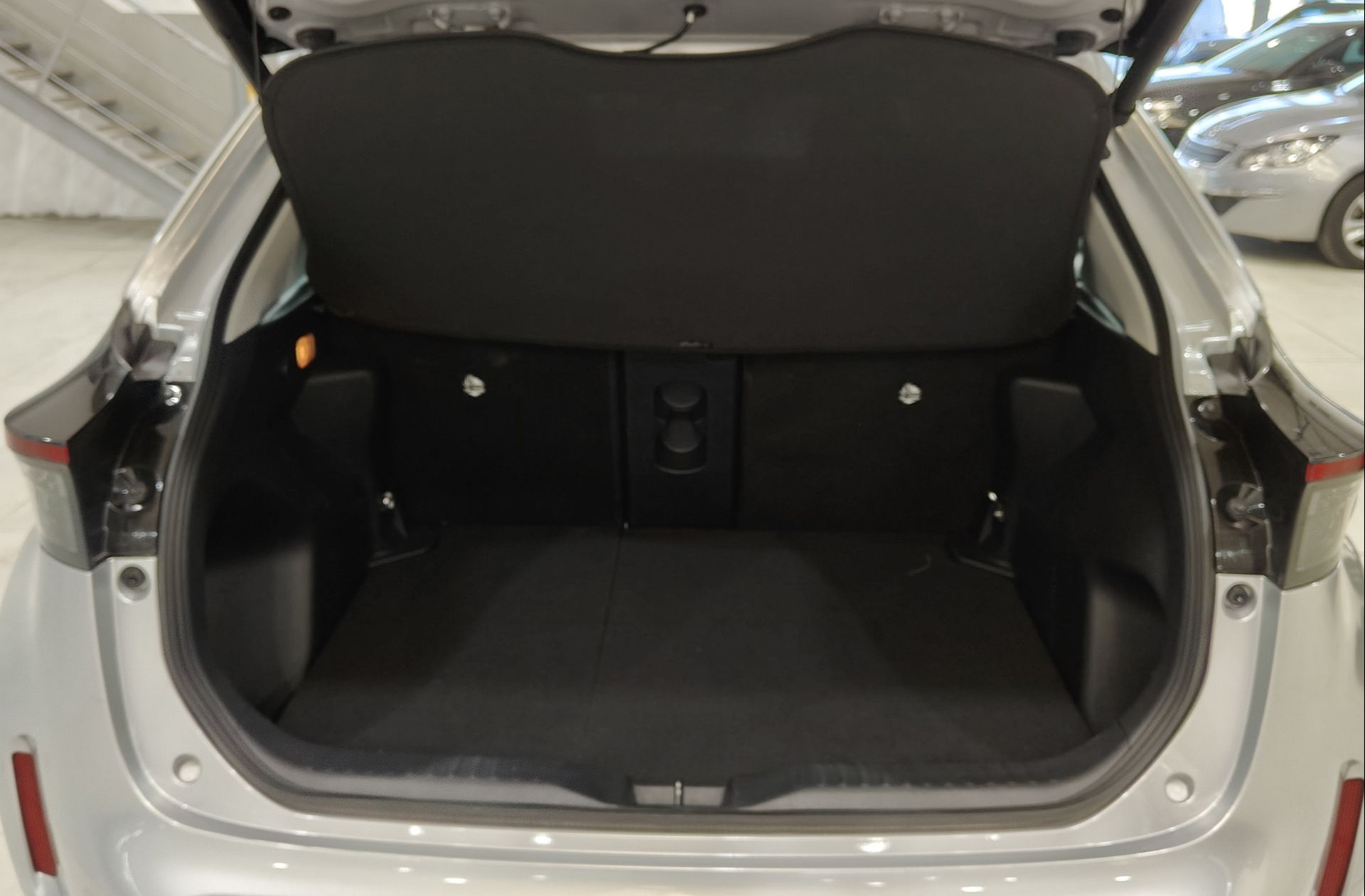 Toyota Yaris Cross 120H Style - foto 17