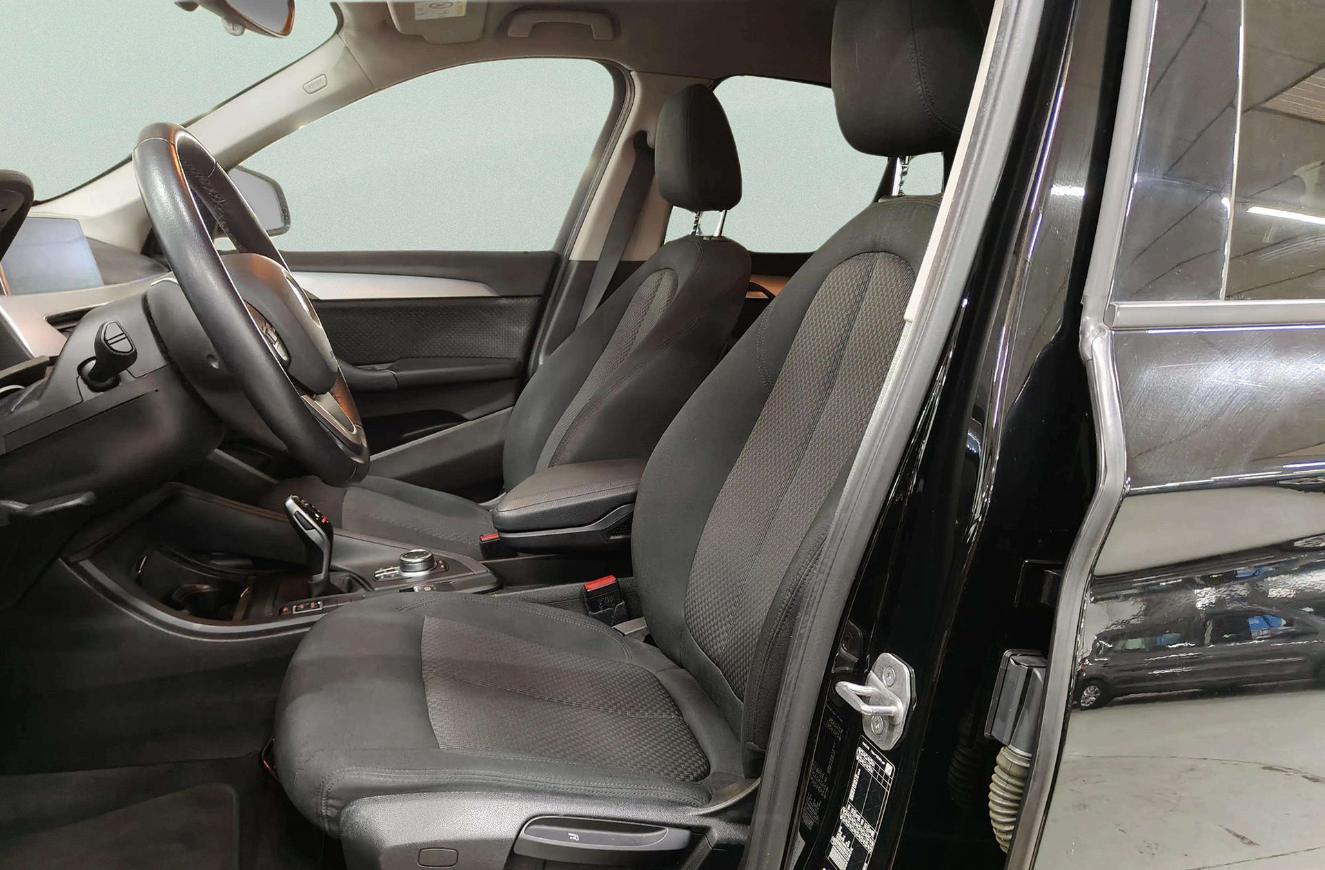 BMW X1 sDrive18d - foto 10