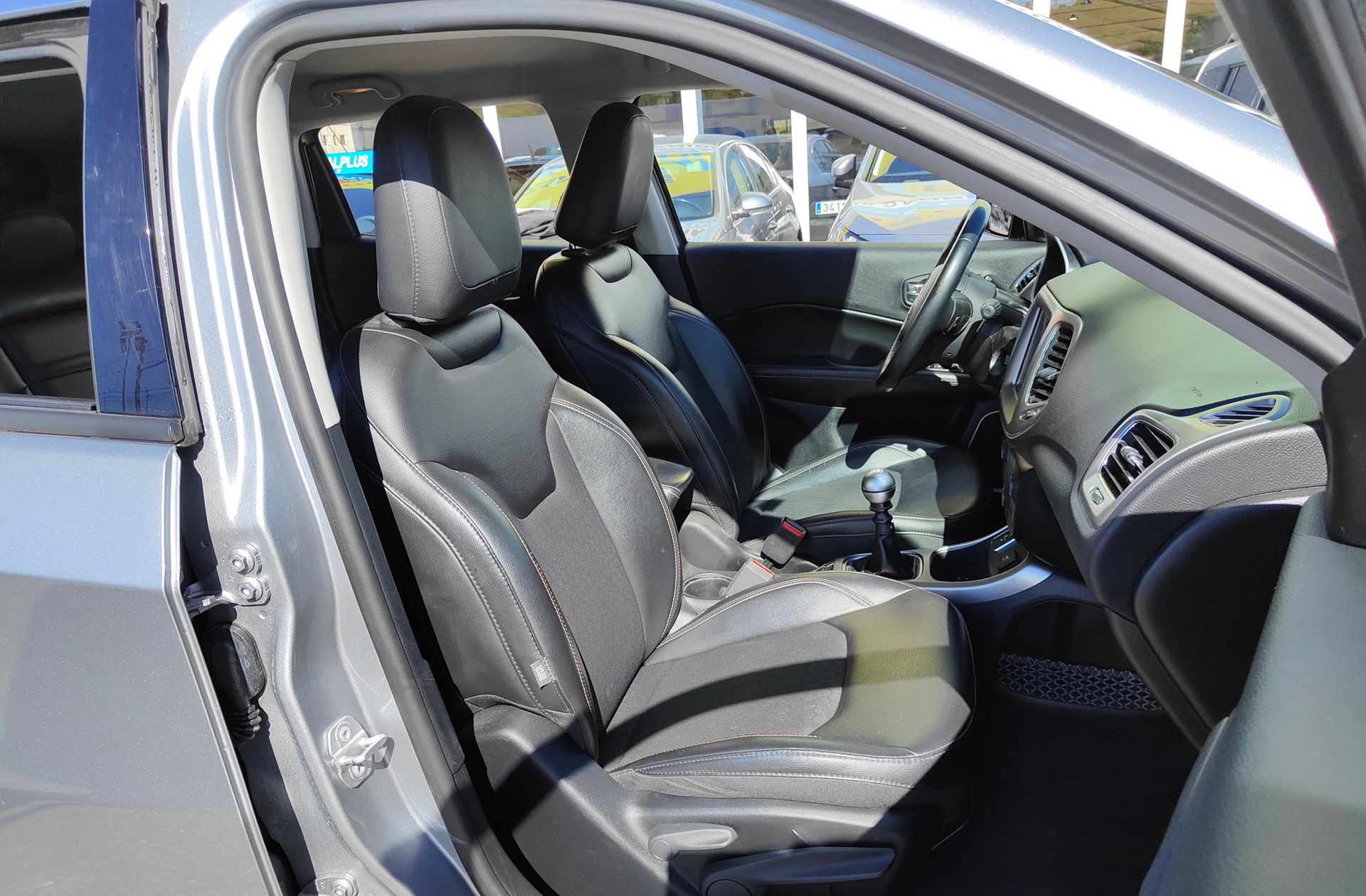 Jeep Compass 1.4 MultiAir Longitude 4x2 - foto 17