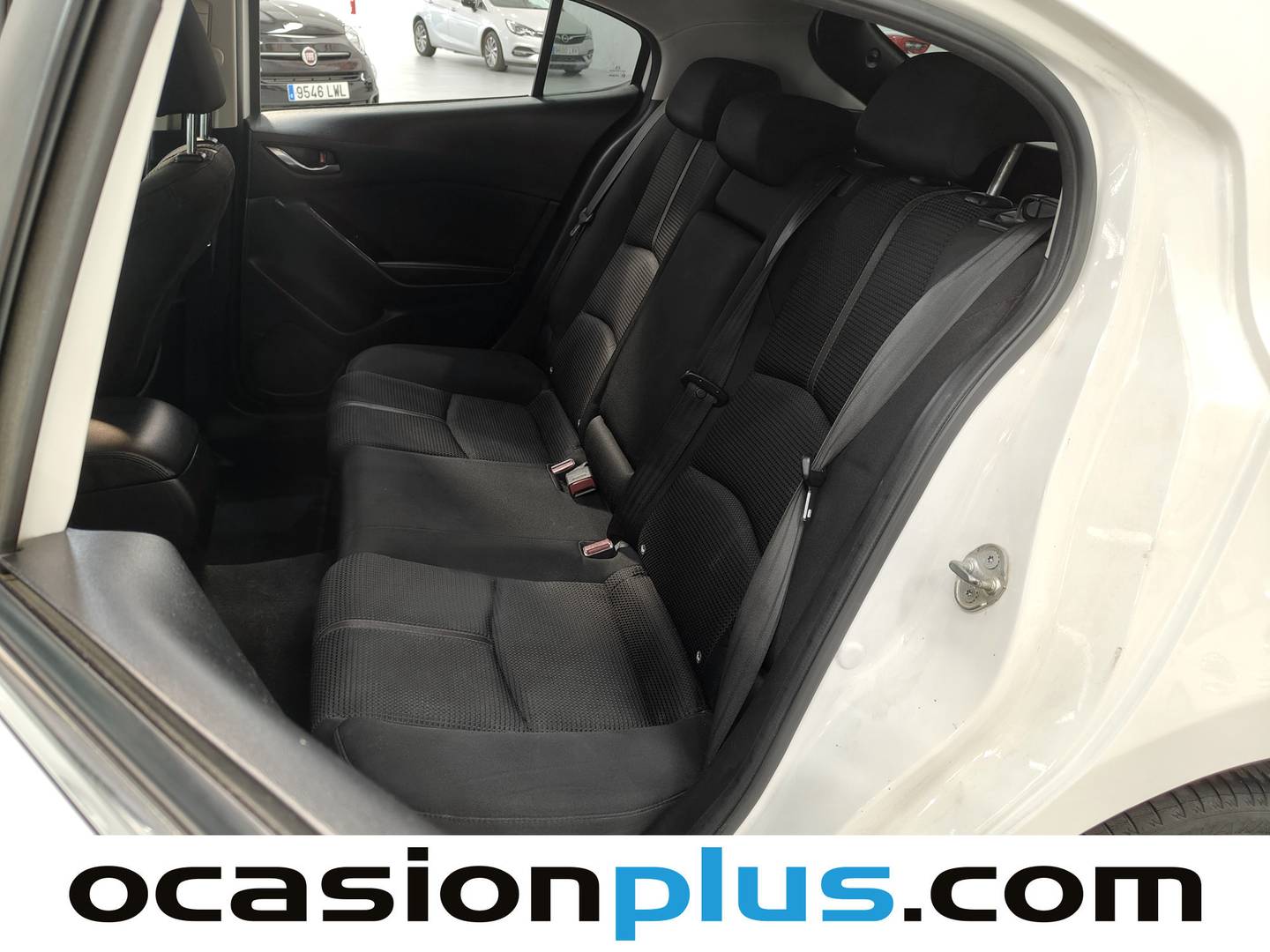 Foto asientos traseros Mazda Mazda3 Mazda Mazda 3 1.5 DE Black Tech Edition MT (105 CV)