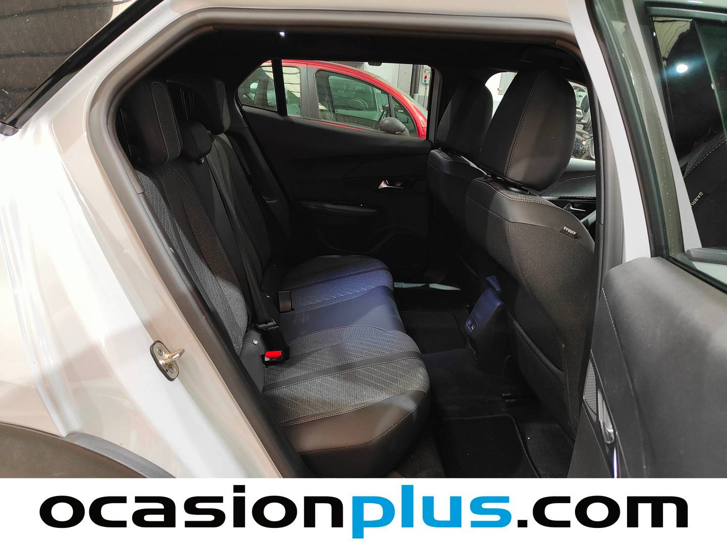 Peugeot 2008 Peugeot 2008 Allure Hybrid eDCS6 (145 CV) al mejor precio