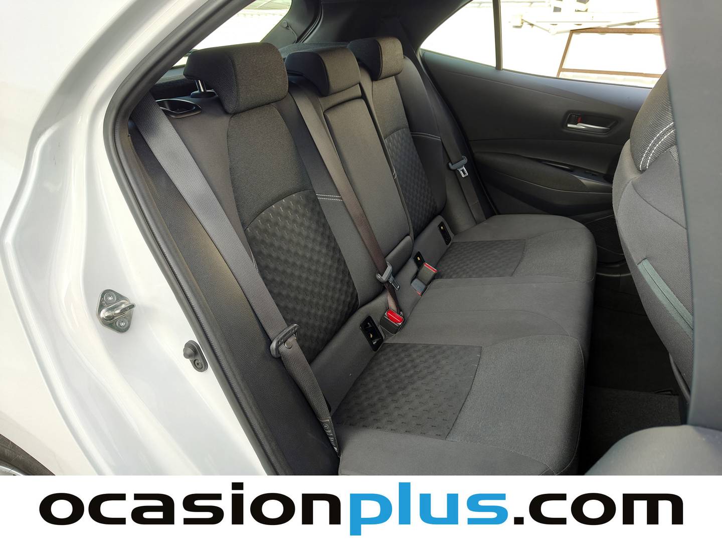 Foto Toyota Corolla Toyota Corolla 140H Active Plus (140 CV)