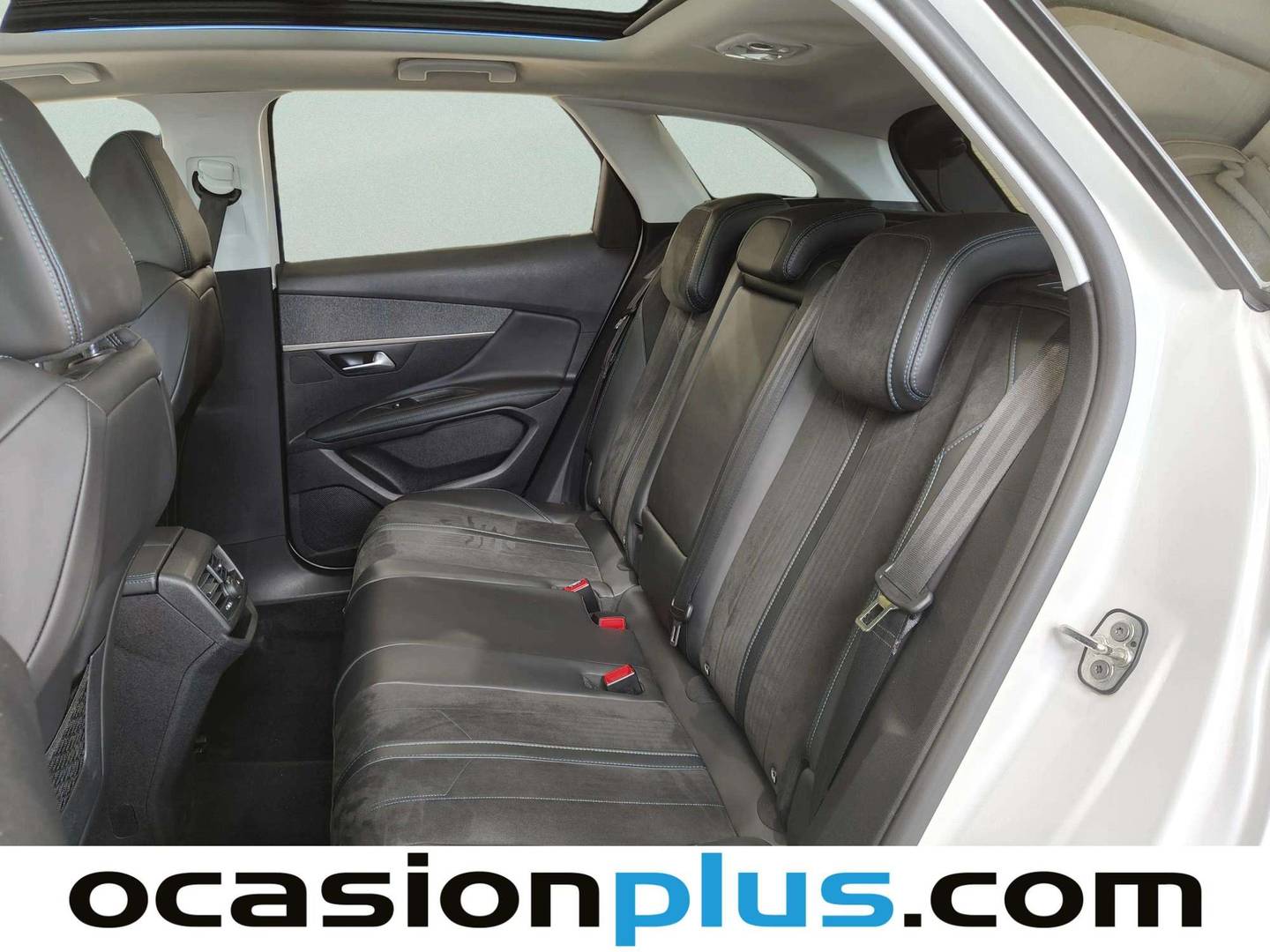 Foto asientos traseros Peugeot 3008 Peugeot 3008 1.5L BlueHDi (130CV) S&S Crossway
