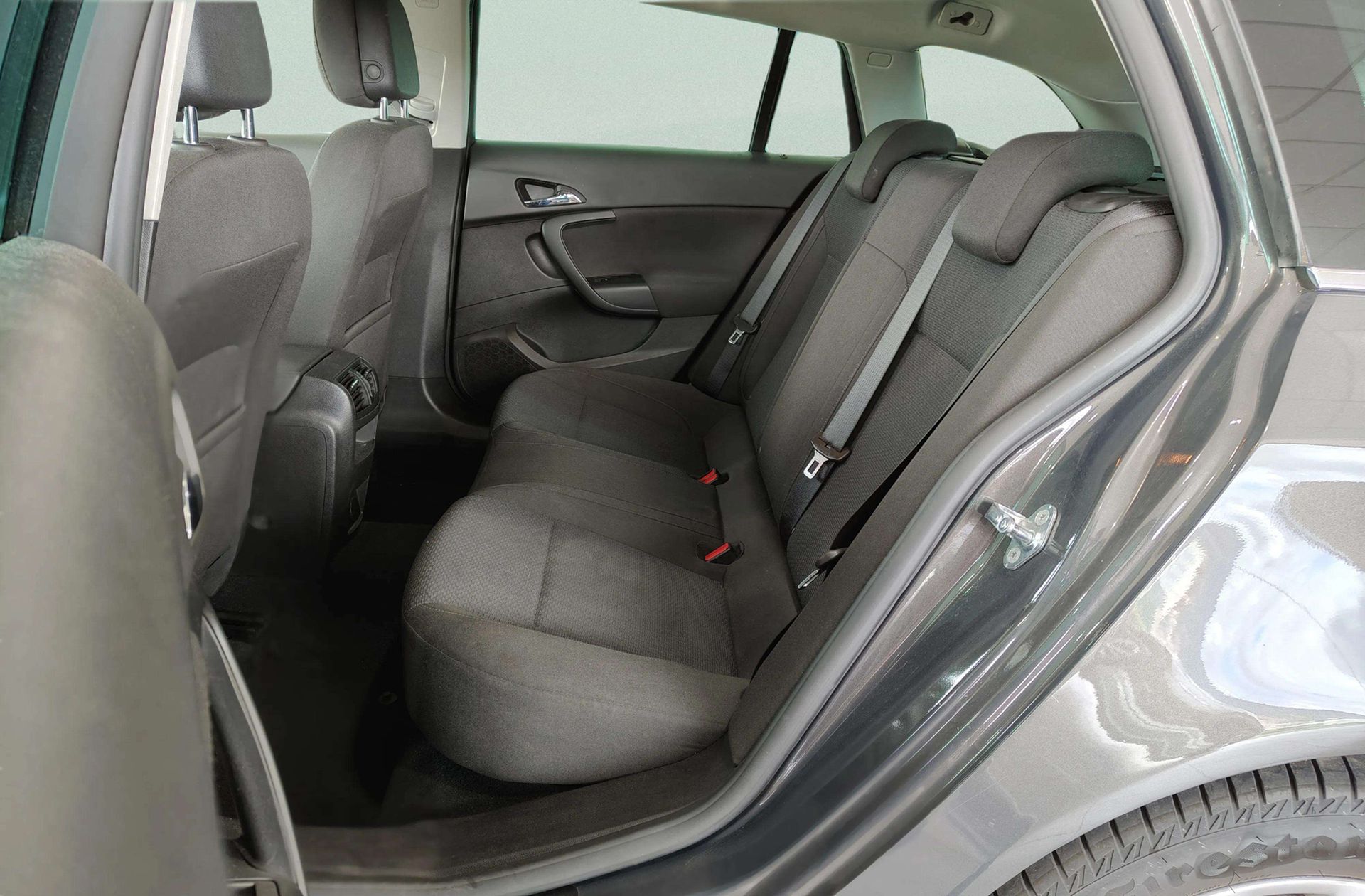 Opel Insignia Sports Tourer 2.0 CDTI Selective - foto 11