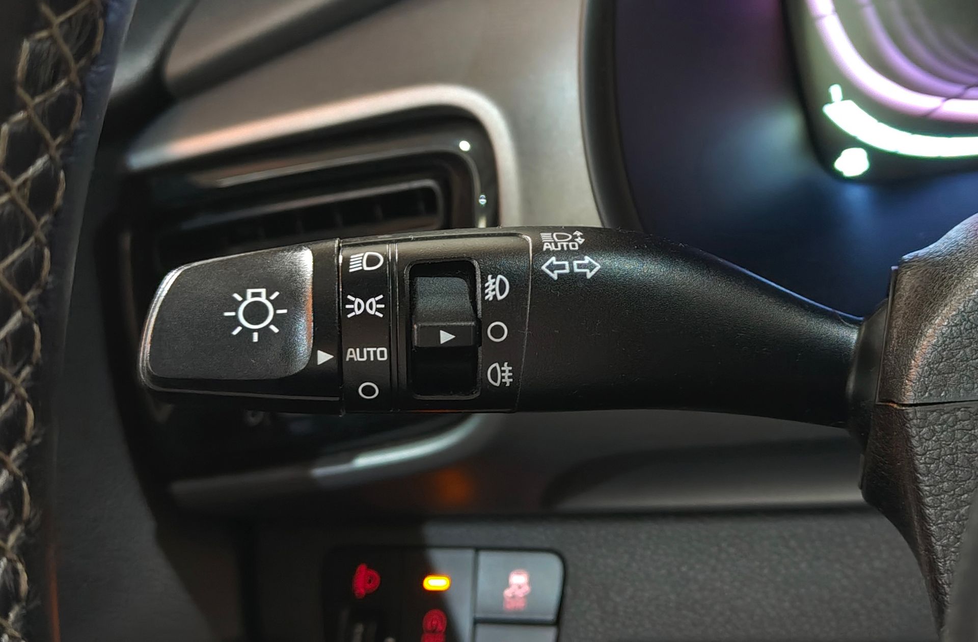 Kia Stonic 1.0 T-GDi Drive - foto 23