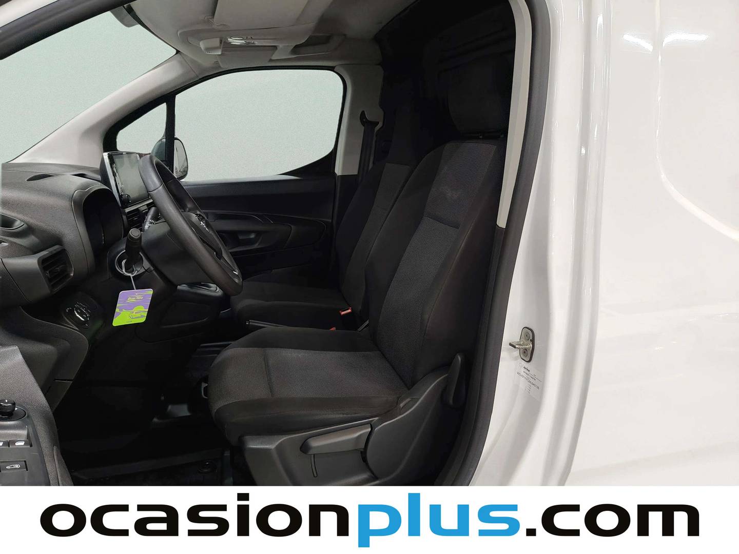 Foto asientos delanteros Opel Combo Opel Combo Cargo 1.5 TD S&S Select L H1 650k (102 CV)