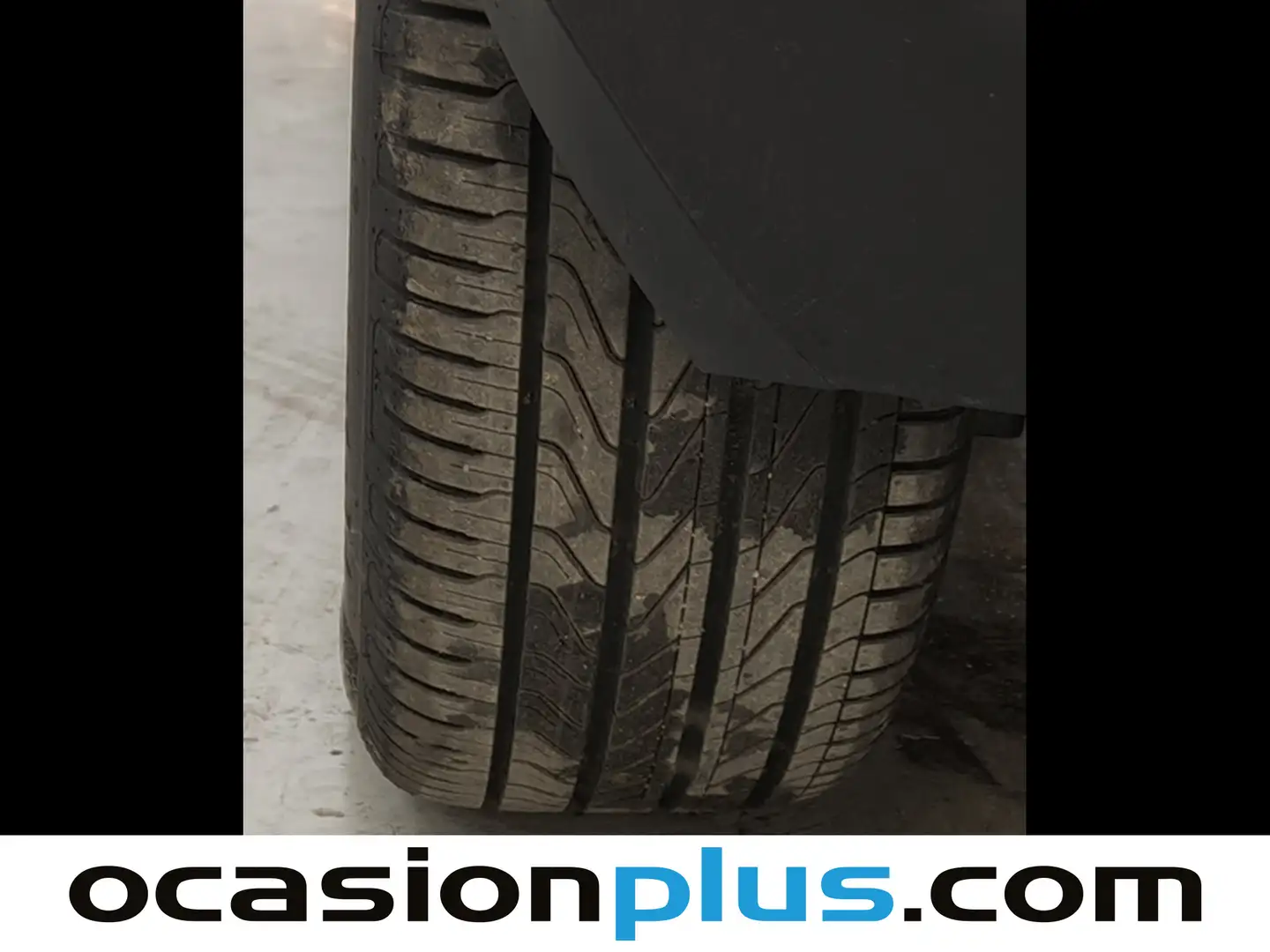 Foto Volkswagen T-Roc Volkswagen T-Roc Edition 1.0 TSI (110 CV)