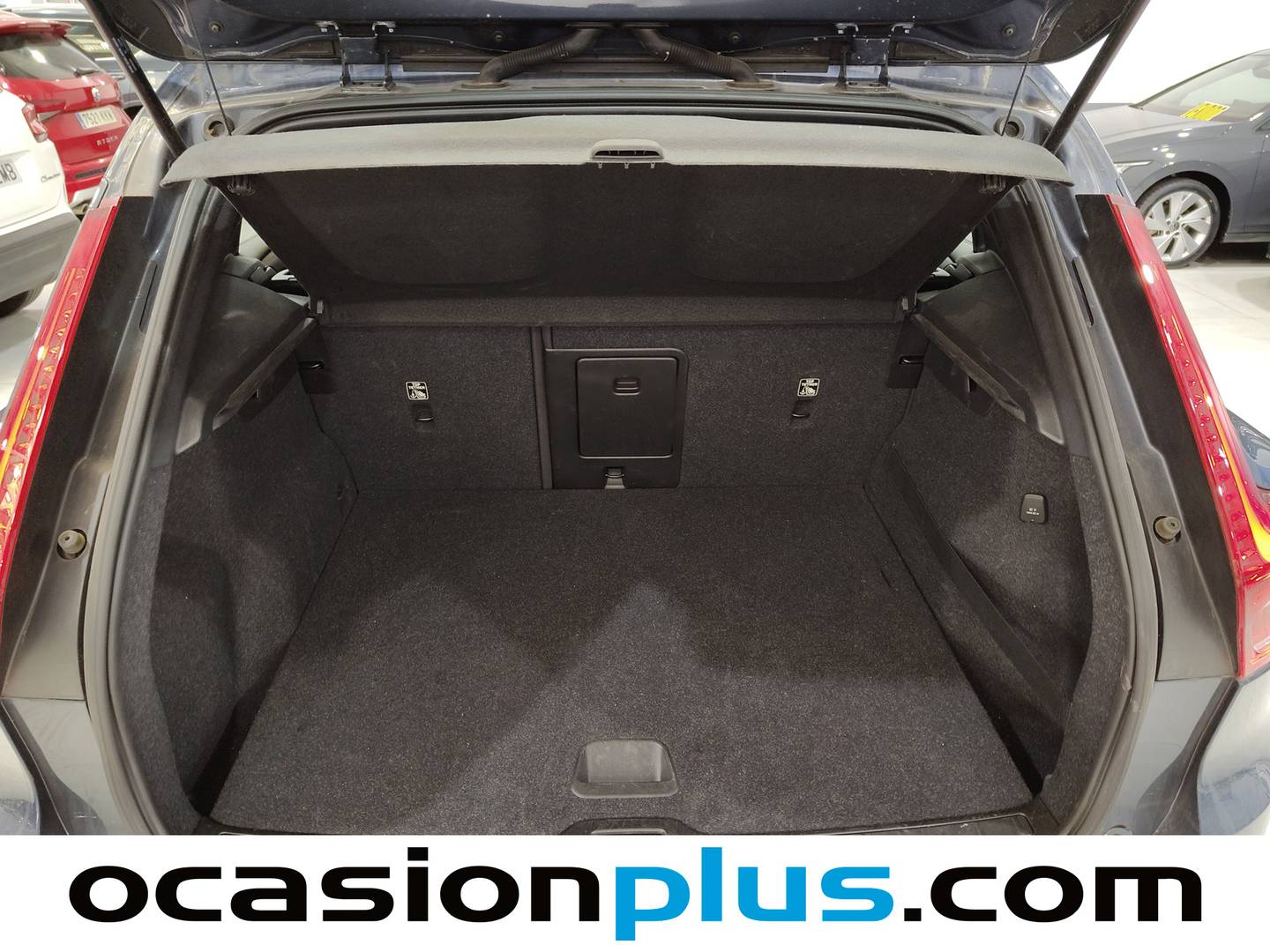 Fotos maletero Volvo XC40 Volvo XC40 D3 Momentum AWD Auto (150 CV)