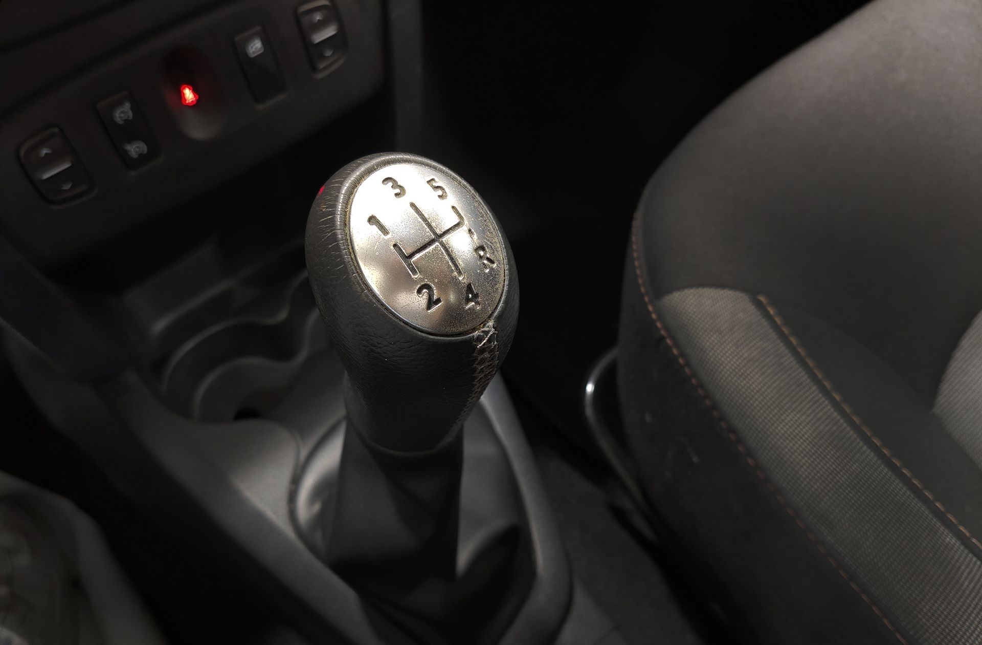Dacia Sandero Serie Limitada Xplore TCe - foto 5