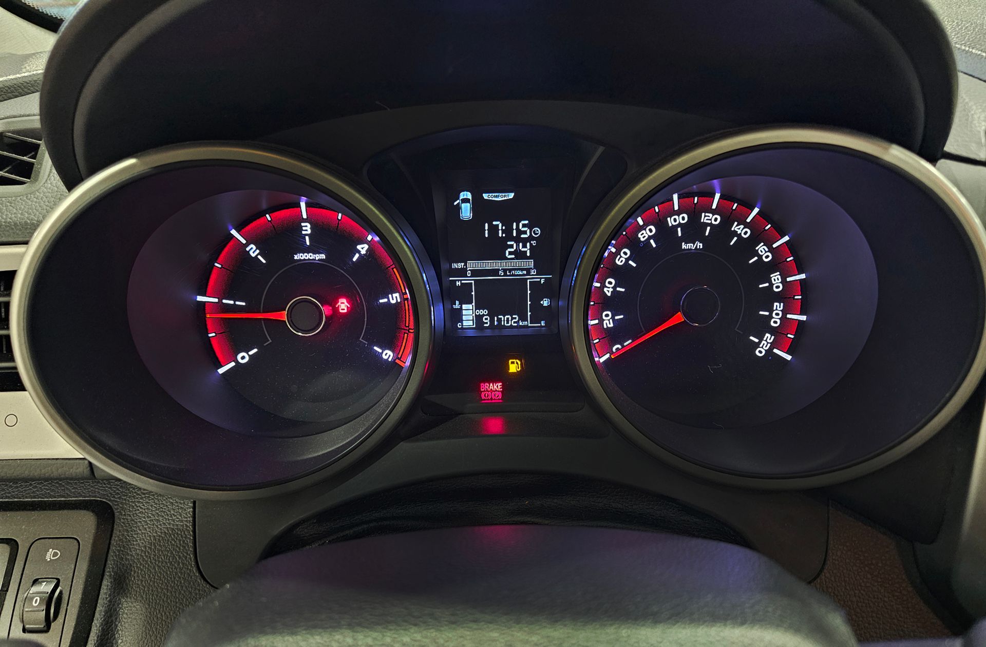 SsangYong Tivoli D16T Premium 4x2 - foto 24