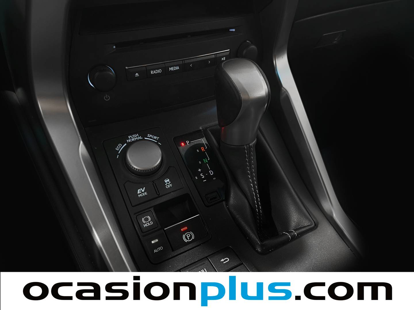 Lexus NX Lexus NX 300h Corporate 2WD + Navibox (197 CV) de segunda mano