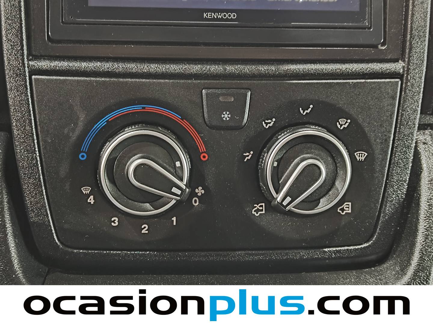 Foto Citroën Jumper Citroen Jumper Chasis Cabina BlueHDi 165 Heavy L4 (165 CV)