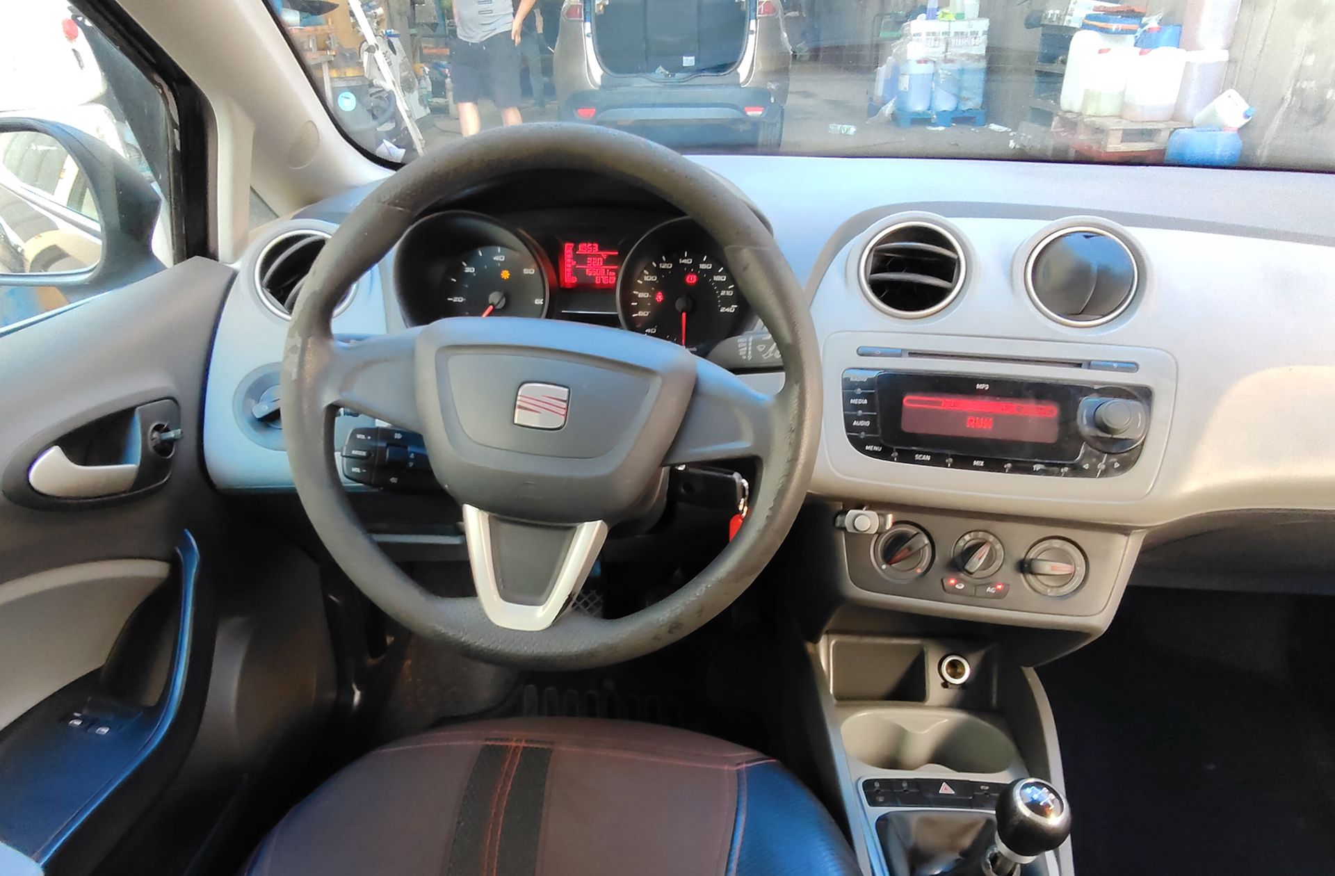 SEAT Ibiza SC 1.4 TDI Reference - foto 16