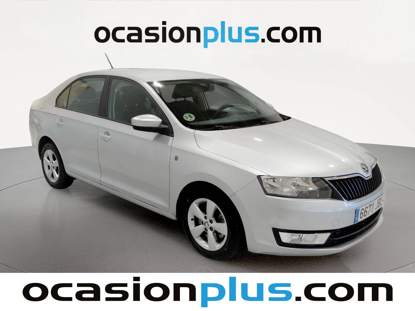 Foto delantera Skoda Rapid Skoda Rapid 1.6 TDI CR Ambition (105 CV) derecha