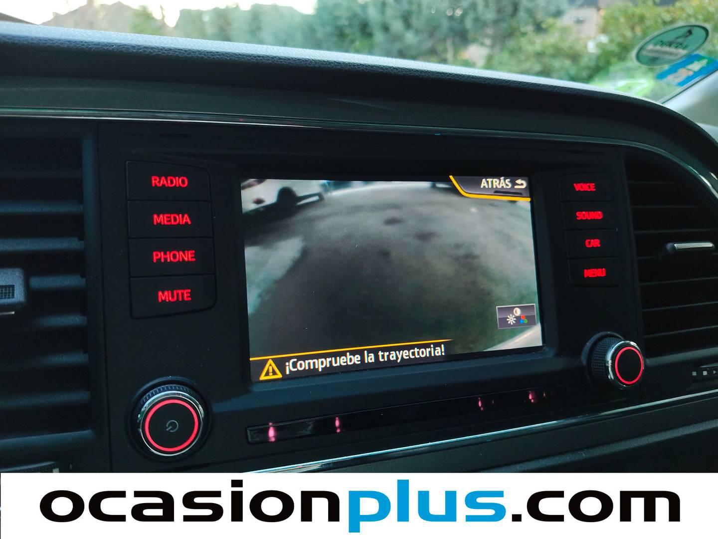 Equipamiento del Seat León SEAT León ST 1.8 TSI S&S FR (180 CV)