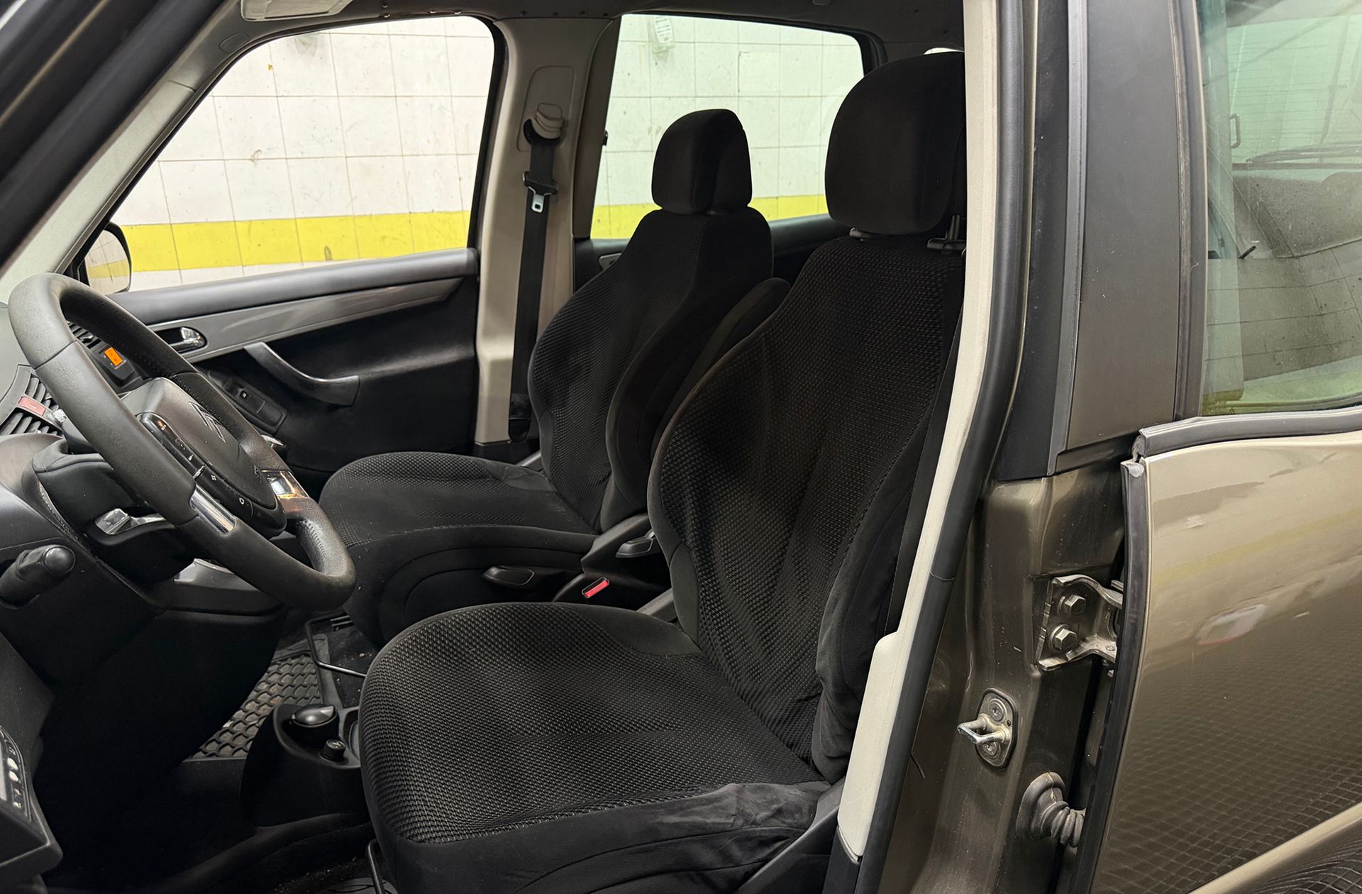 Citroën C4 Picasso 1.6 HDi Premier - foto 8