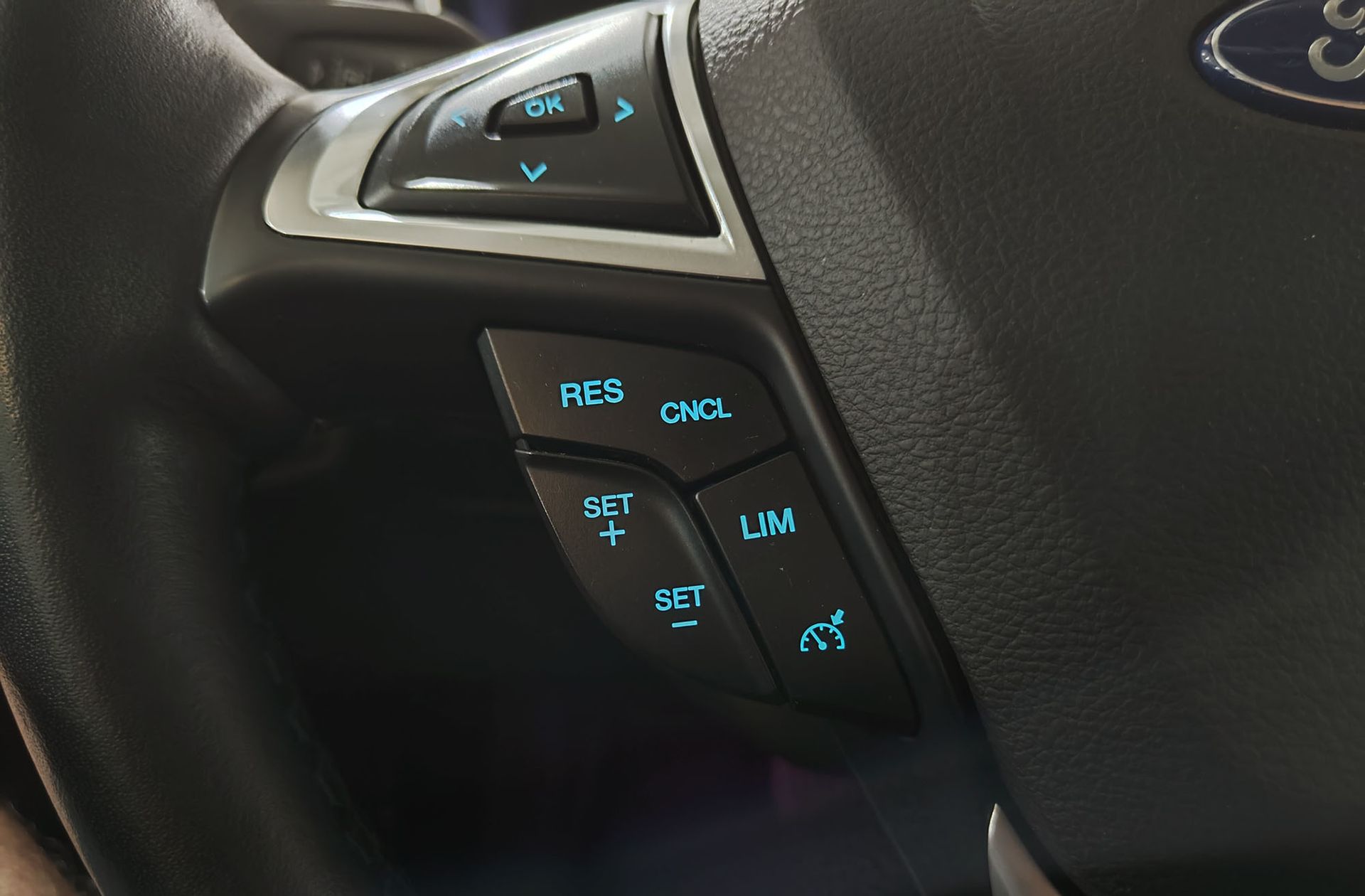 Ford Mondeo SportBreak 2.0 Híbrido Hev Titanium - foto 31