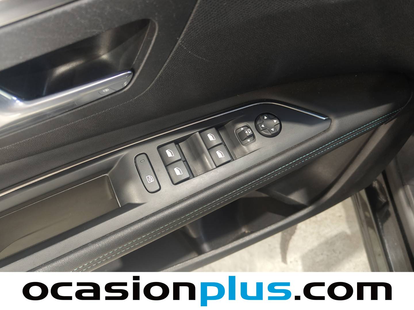 Foto Peugeot 3008 Hybrid Peugeot 3008 Hybrid 300 Allure Pack e-EAT8 (300 CV)