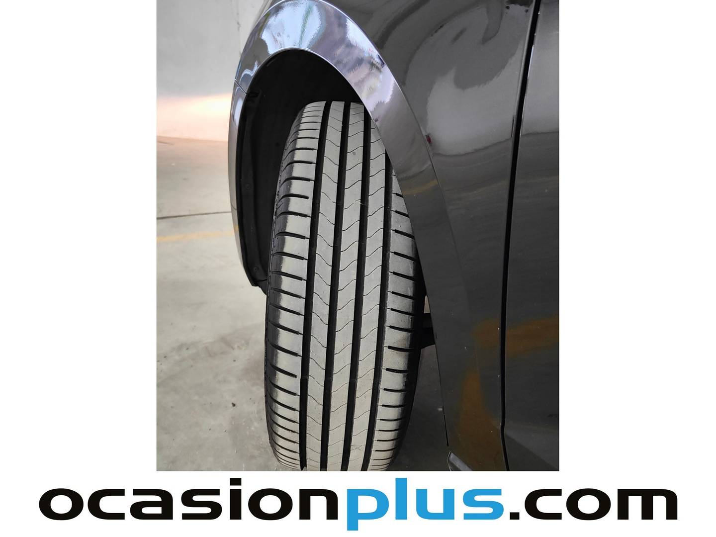 Foto Volkswagen Touran Volkswagen Touran Business 2.0 TDI (122 CV)