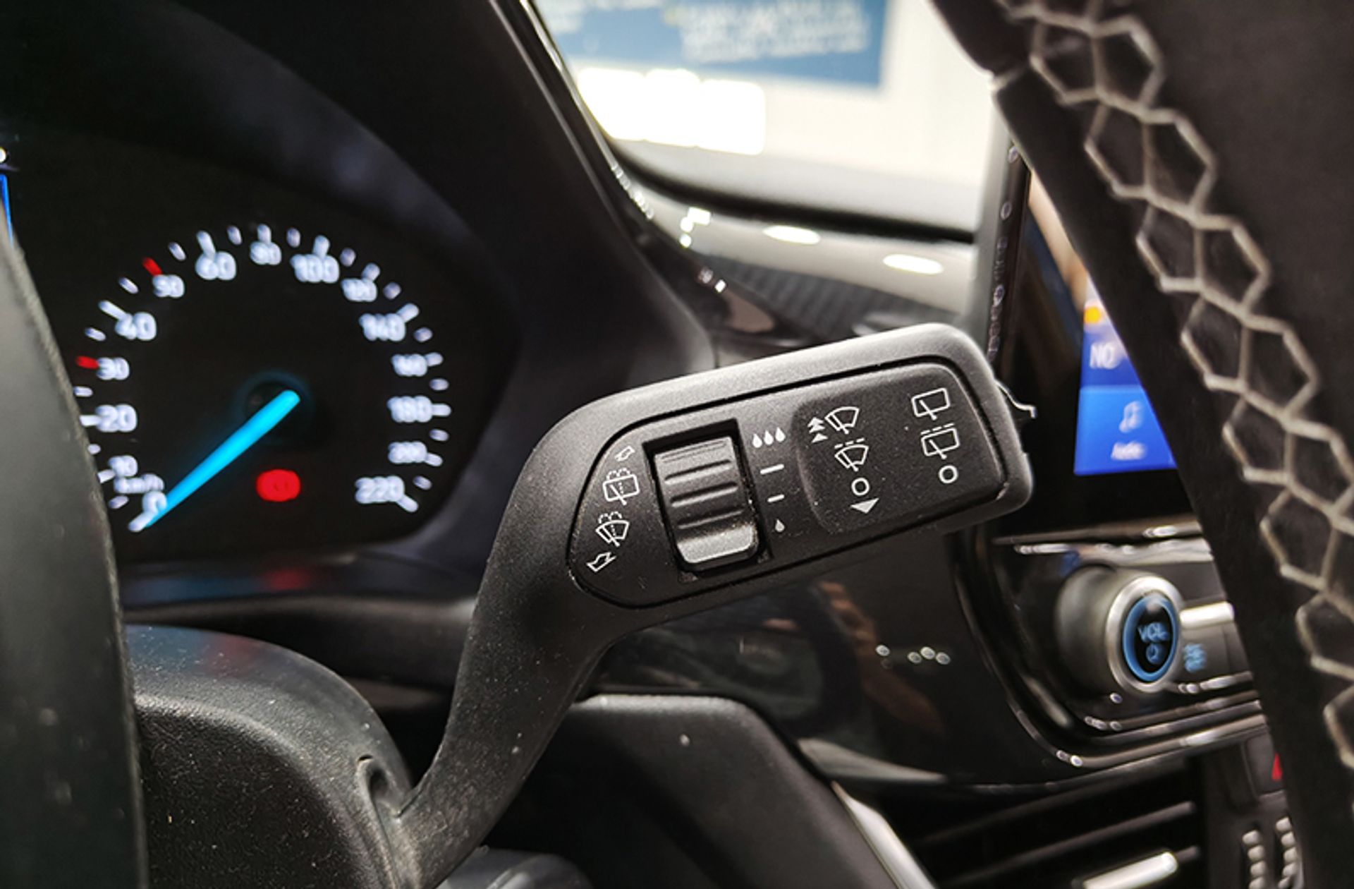 Ford Puma 1.5 EcoBlue Titanium - foto 28