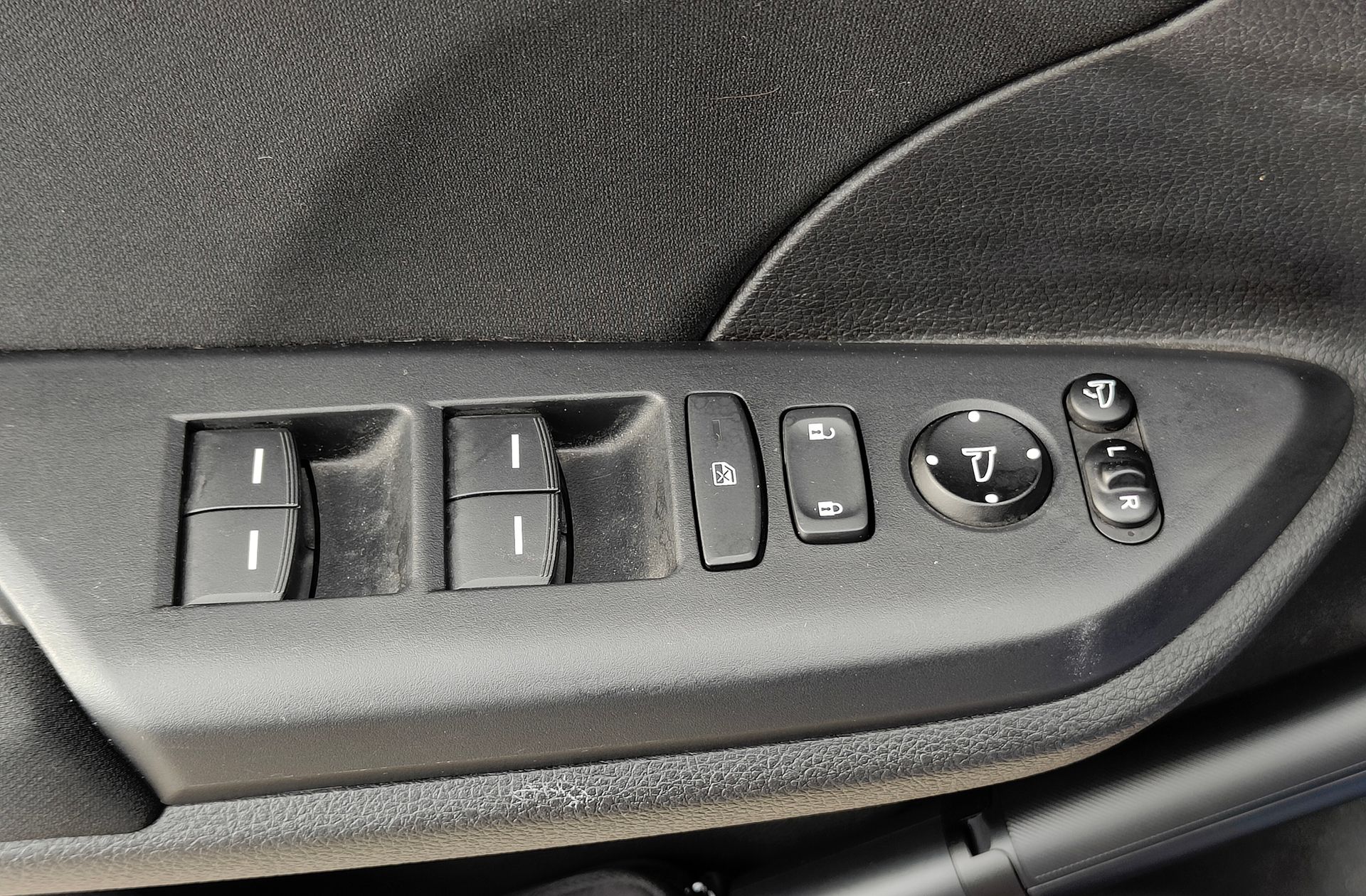 Honda Civic 1.0 I-VTEC Turbo Elegance Navi - foto 20