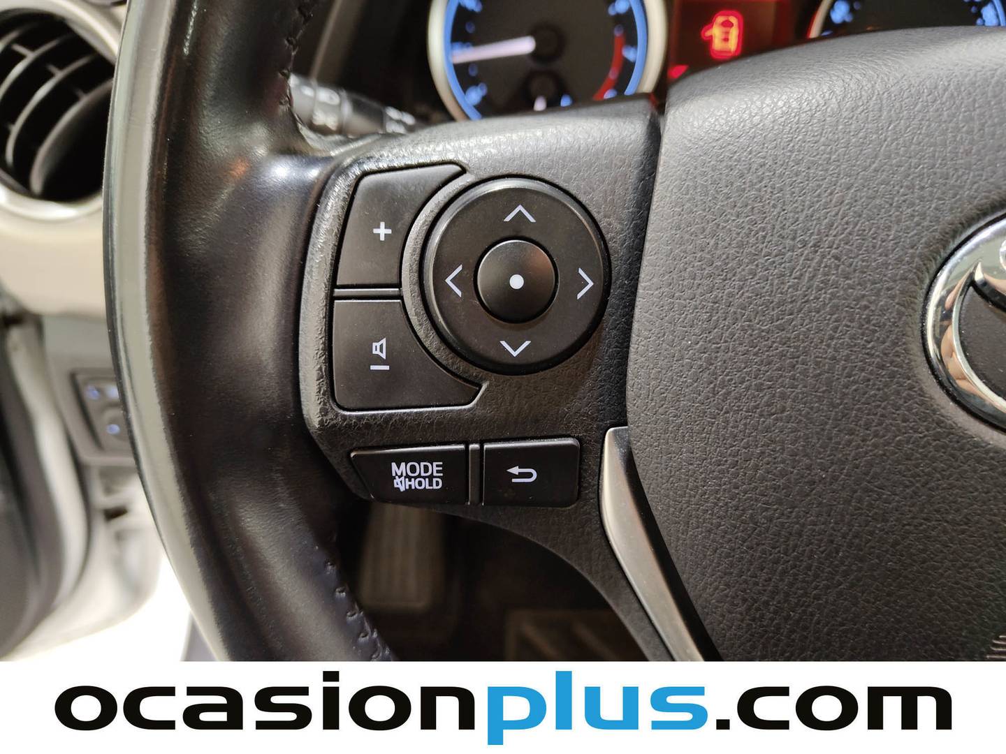 Extras del Toyota Auris Toyota Auris 130 Touring Sports Active (132 CV)