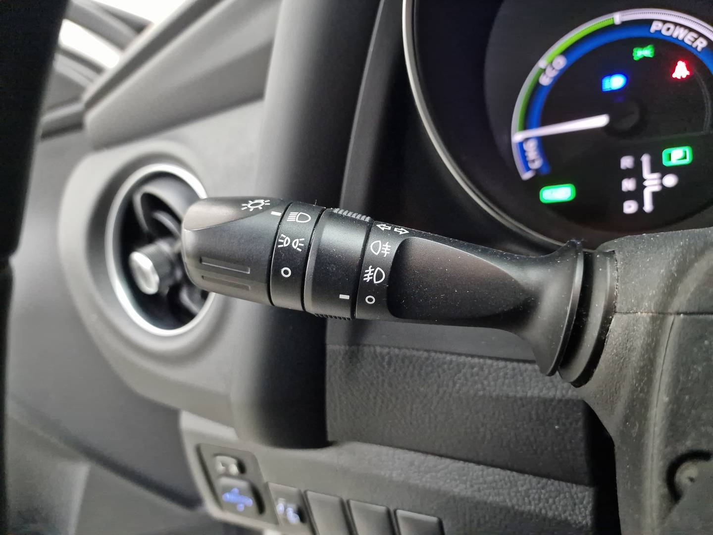 Foto Toyota Auris Toyota Auris 140H Hybrid Active (136 CV)