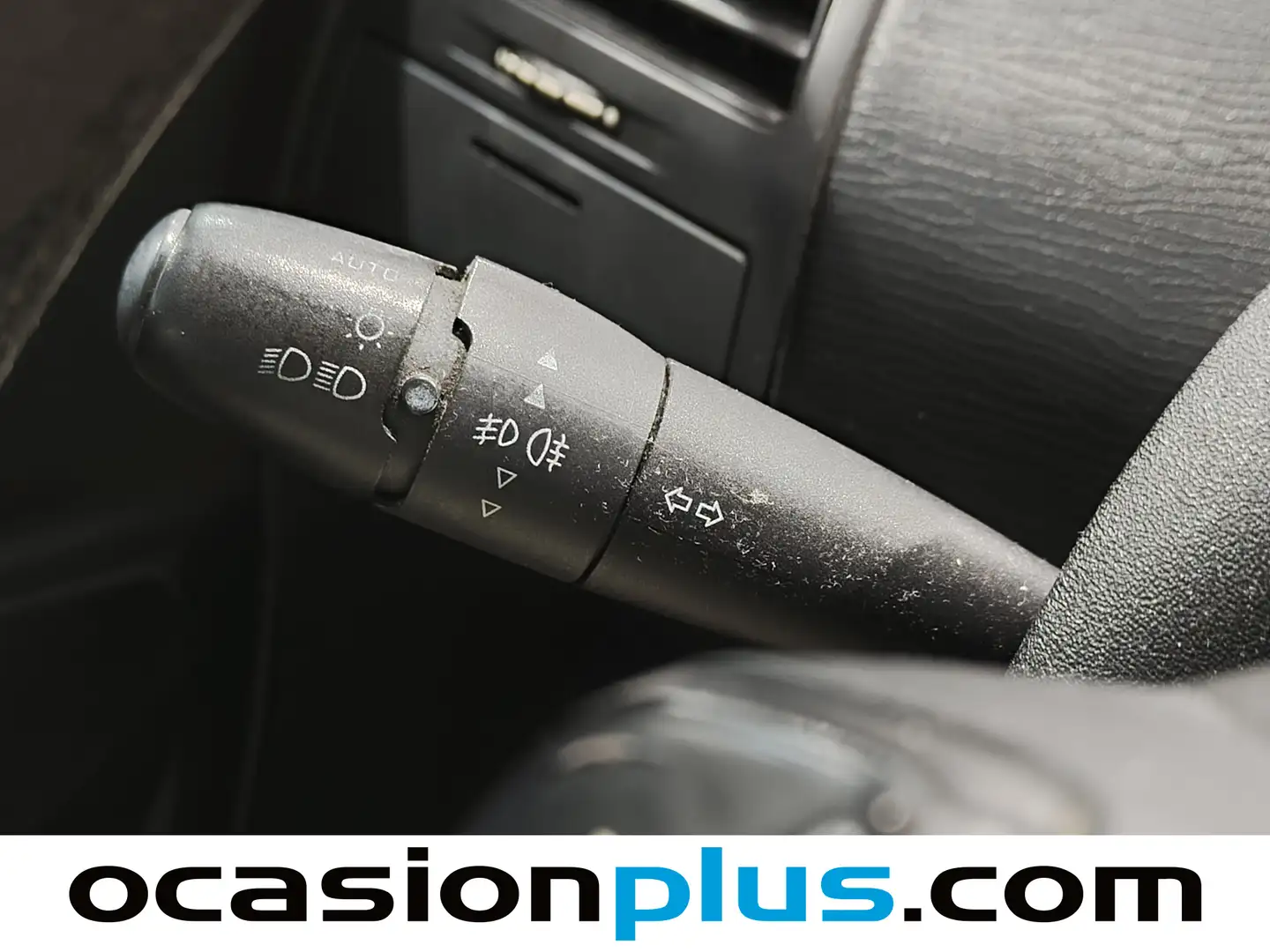 Foto Citroën C4 Citroen C4 1.6 HDI Collection (92 CV)