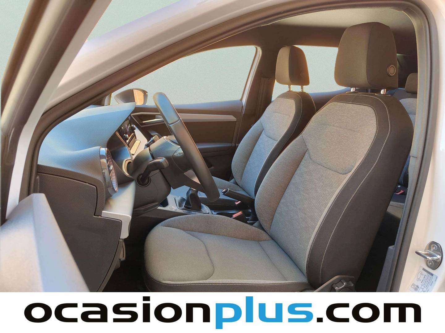 Foto asientos delanteros Seat Ibiza Seat Ibiza 1.0 TSI S&S Xcellence (115 CV)