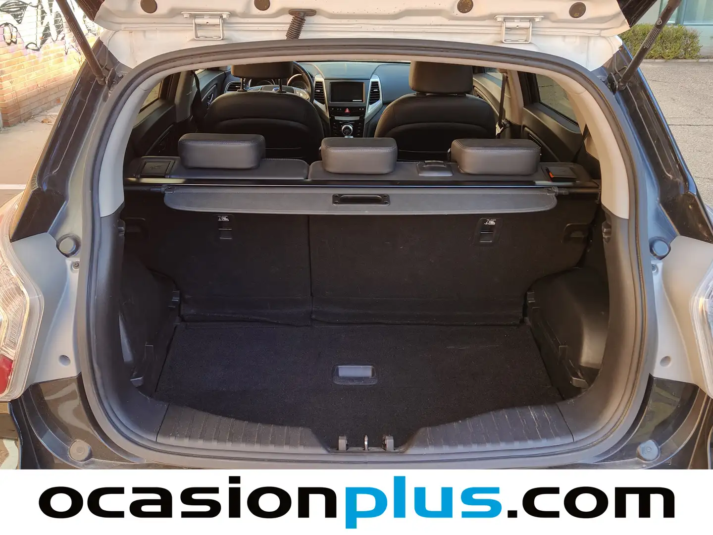 Foto SsangYong Tivoli Ssangyong Tivoli D16T Limited 4x2 (115 CV)