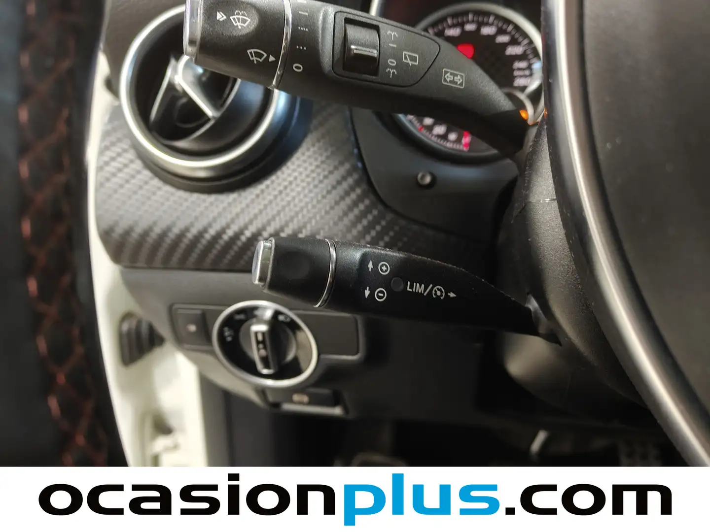 Foto Mercedes Clase A Mercedes-Benz Clase A 180 d AMG Line (109 CV)