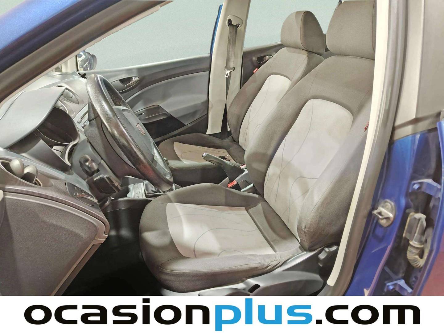 Foto asientos delanteros Seat Ibiza Seat Ibiza 1.2 12v Reference (70 CV)