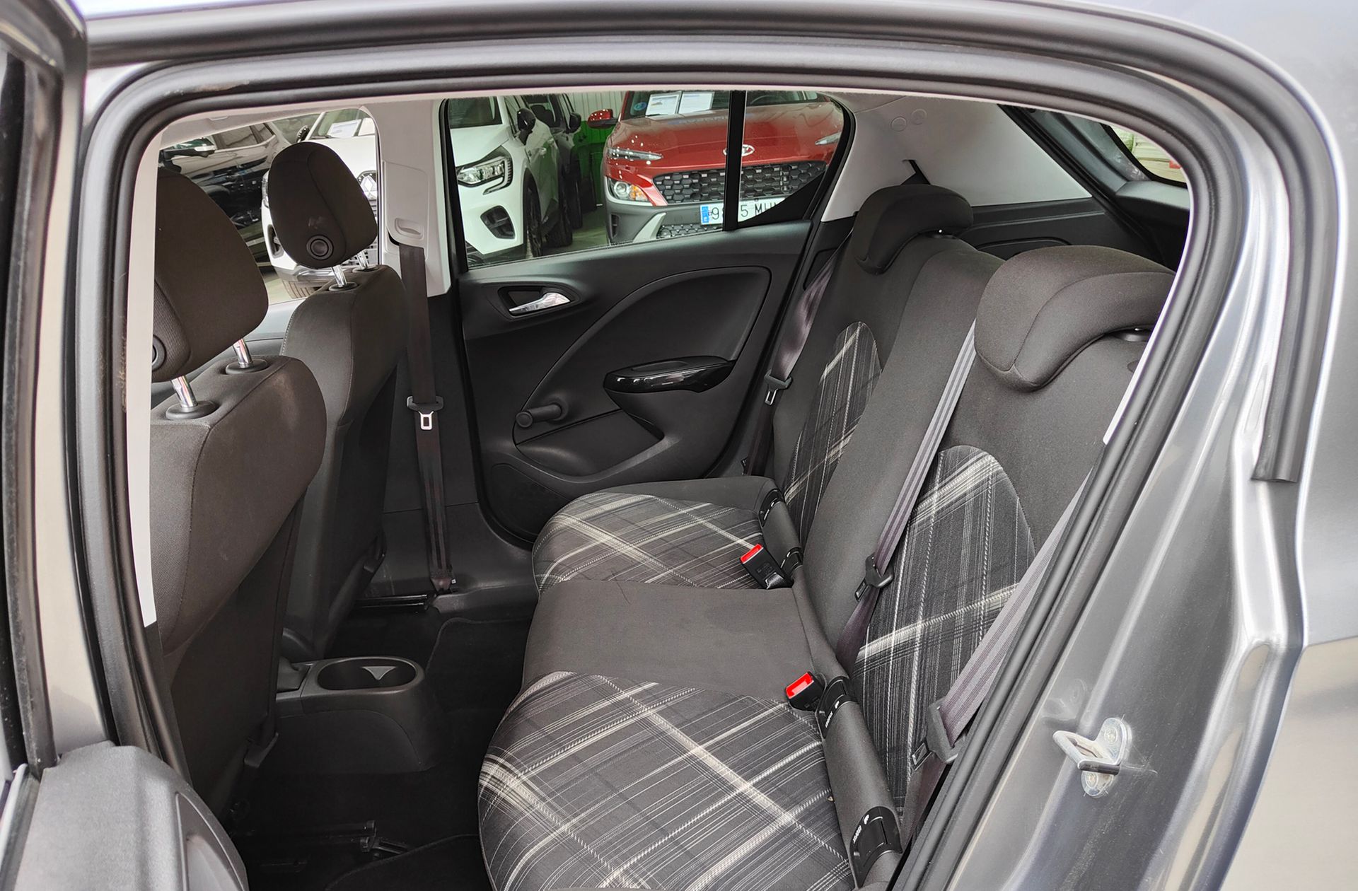 Opel Corsa 1.4 Color Edition - foto 10