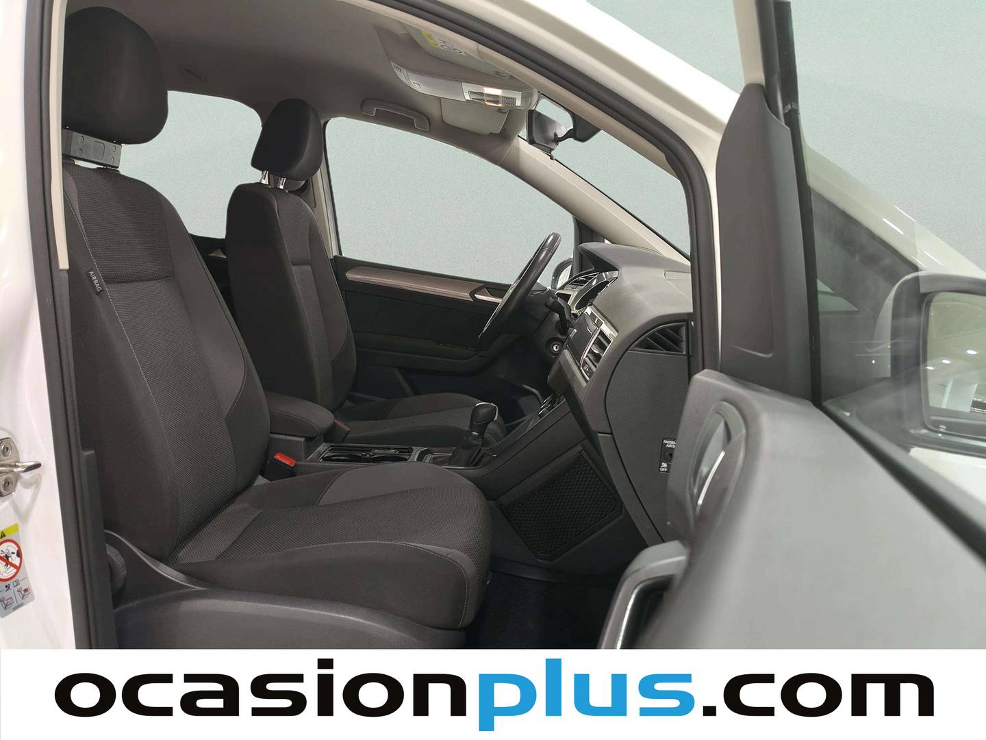 Volkswagen Touran Volkswagen Touran Business & Navi 1.6 TDI (115 CV) DSG 7 Plazas km 0
