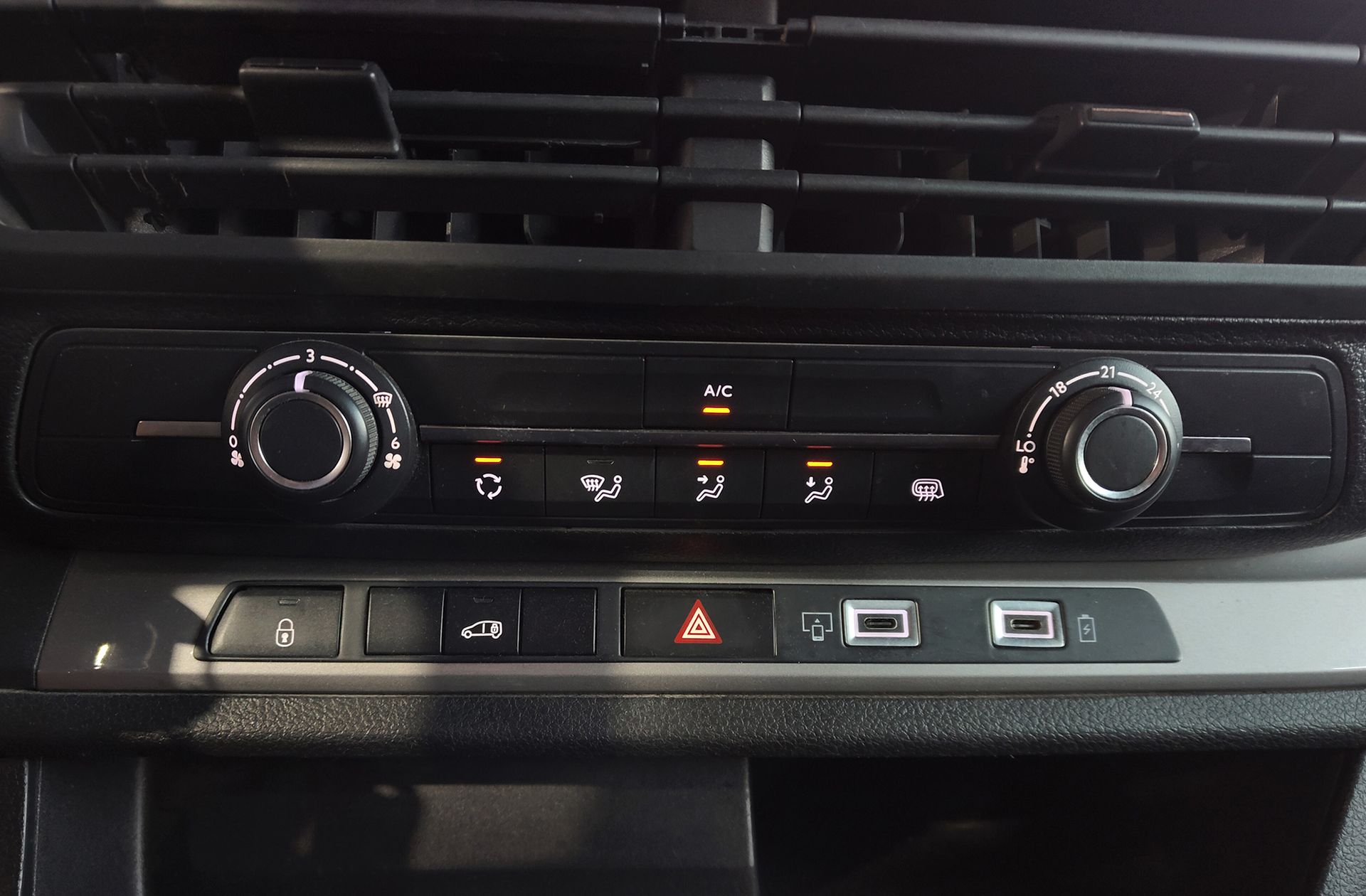 Citroën Jumpy Furgon BlueHDi 120 Talla M - foto 23